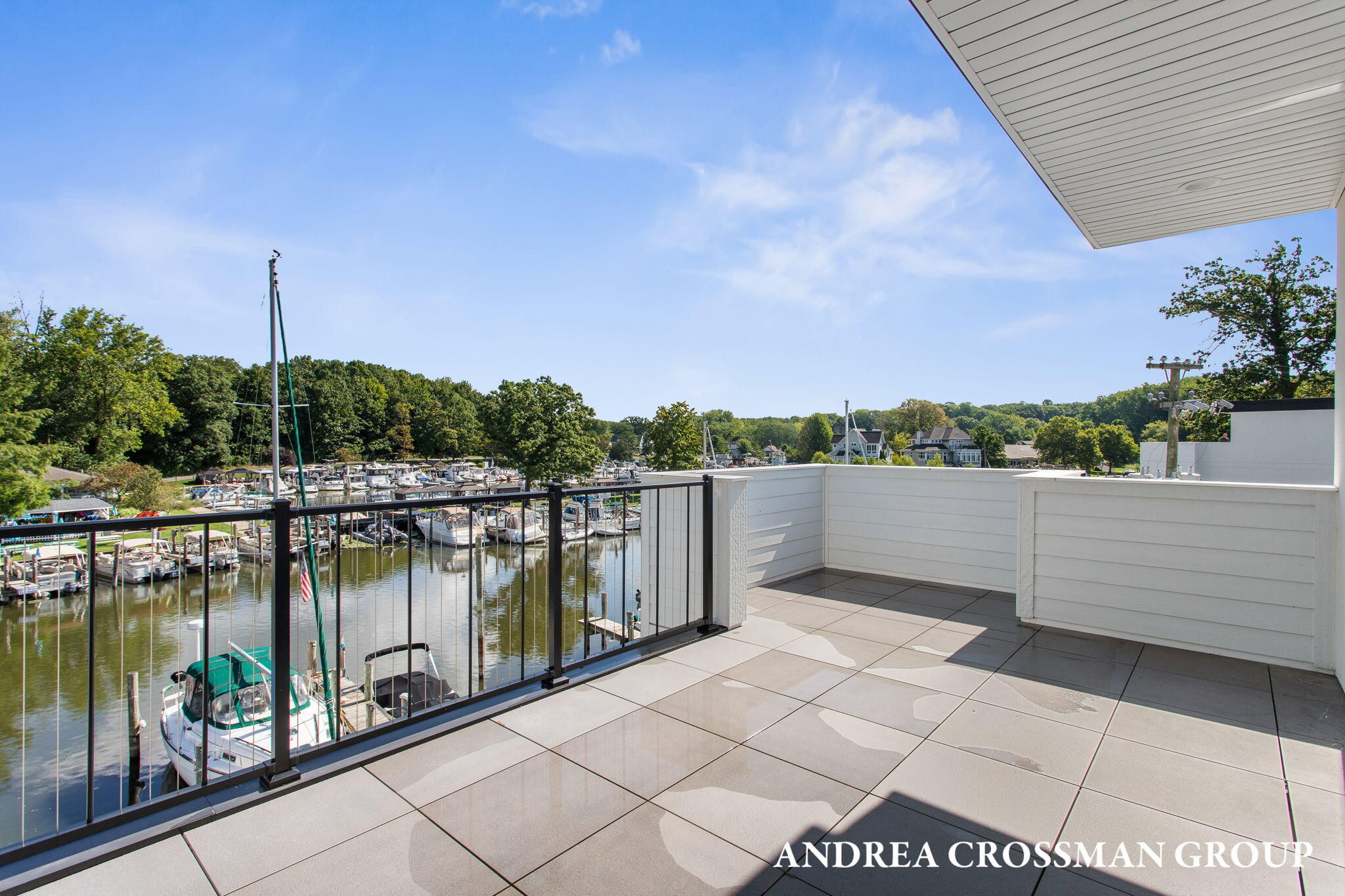 South Haven, Michigan, 49090, United States, 3 Bedrooms Bedrooms, ,3 BathroomsBathrooms,Residential,For Sale,1987512