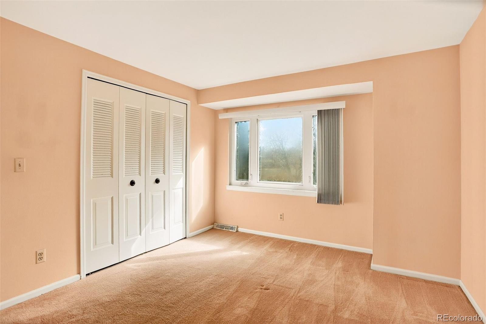 Westminster, Colorado, 80031, United States, 5 Bedrooms Bedrooms, ,1 BathroomBathrooms,Residential,For Sale,1988958