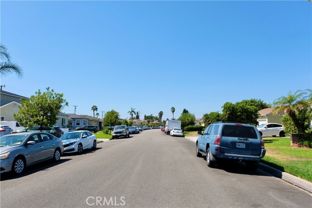 Downey, California, 90240, United States, 3 Bedrooms Bedrooms, ,2 BathroomsBathrooms,Residential,For Sale,1985764