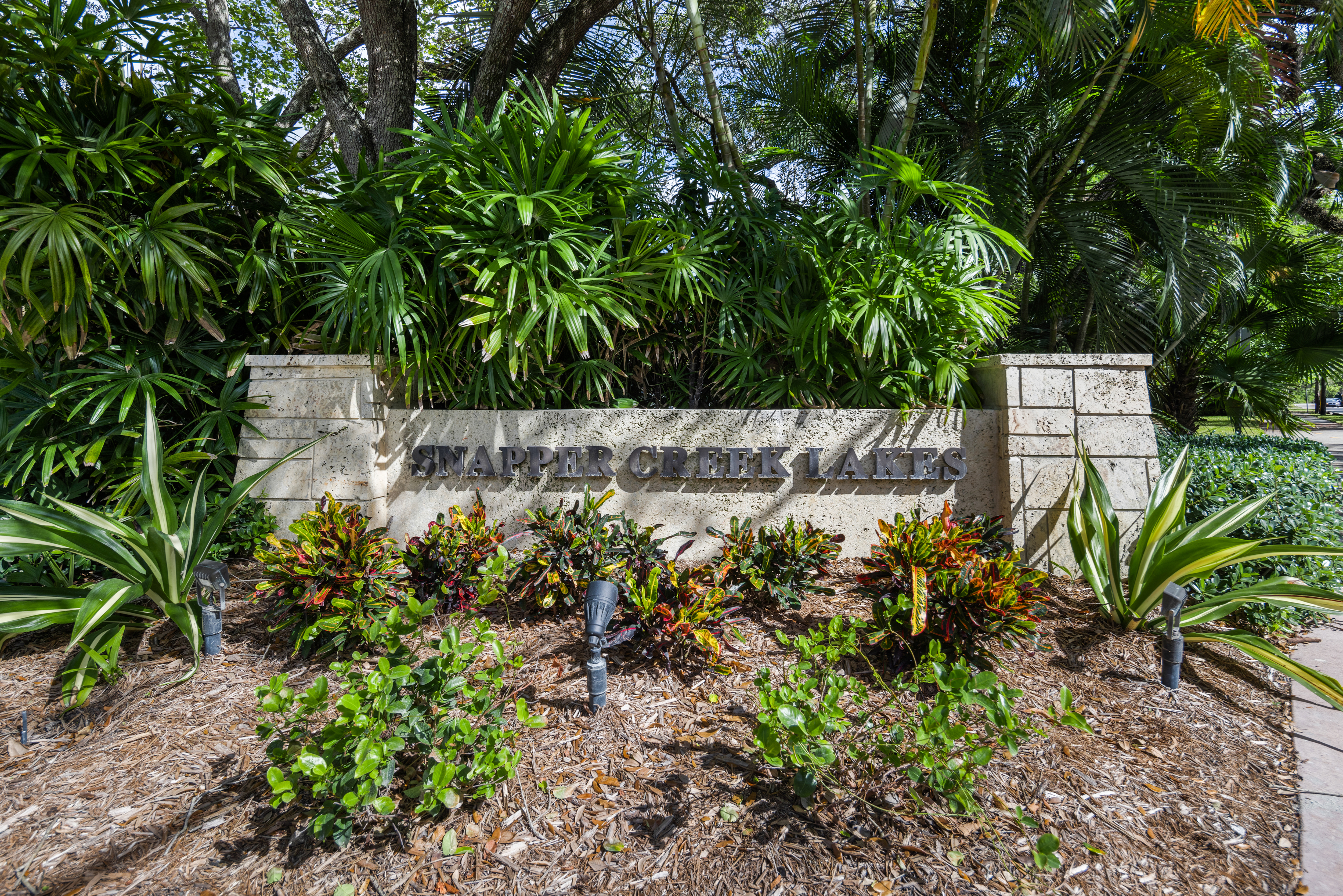  5250 Snapper Creek Road, Coral Gables, FL 33156 - 物件實景