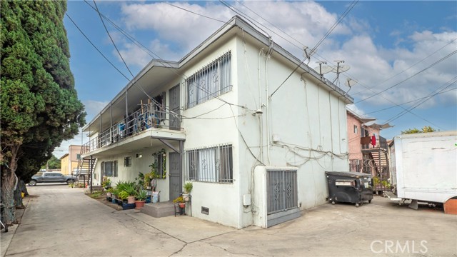 Los Angeles, California, 90011, United States, 10 Bedrooms Bedrooms, ,Residential,For Sale,1882090