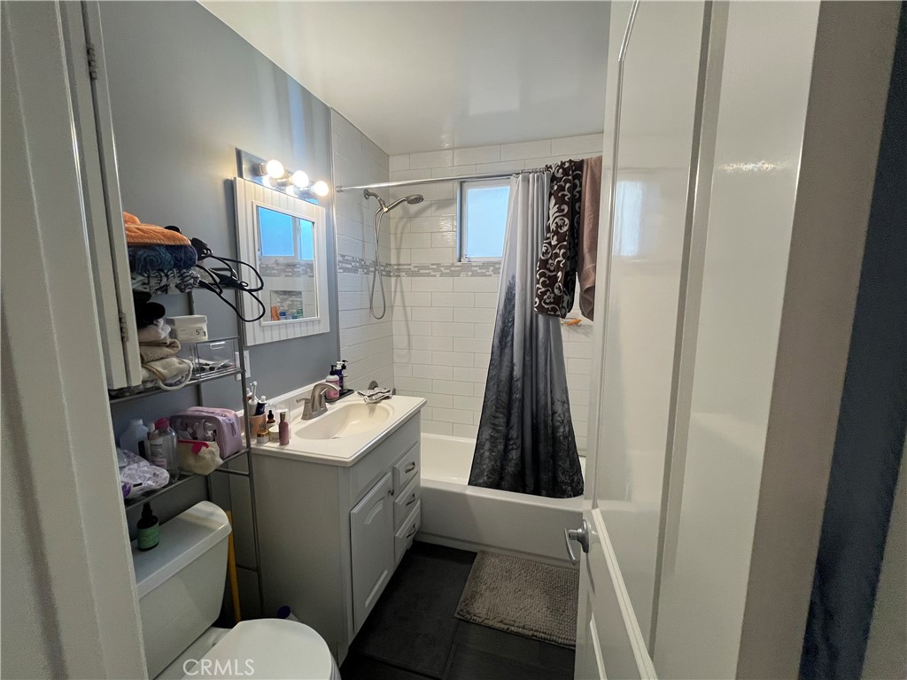 Los Alamitos, California, 90720, United States, ,Residential,For Sale,1901818