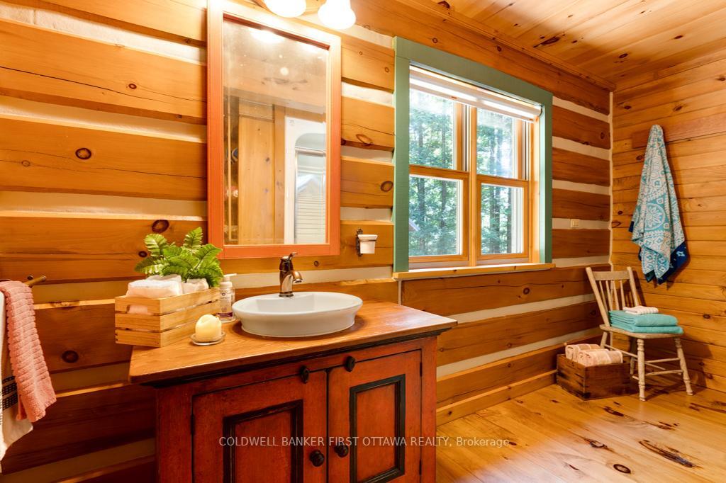 FRONTENAC, Ontario, K0H 2J0, CA, 3 Bedrooms Bedrooms, ,Residential,For Sale,1903665