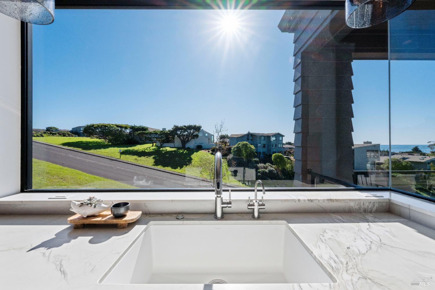 Bodega Bay, California, 94923, United States, 4 Bedrooms Bedrooms, ,5 BathroomsBathrooms,Residential,For Sale,1940250