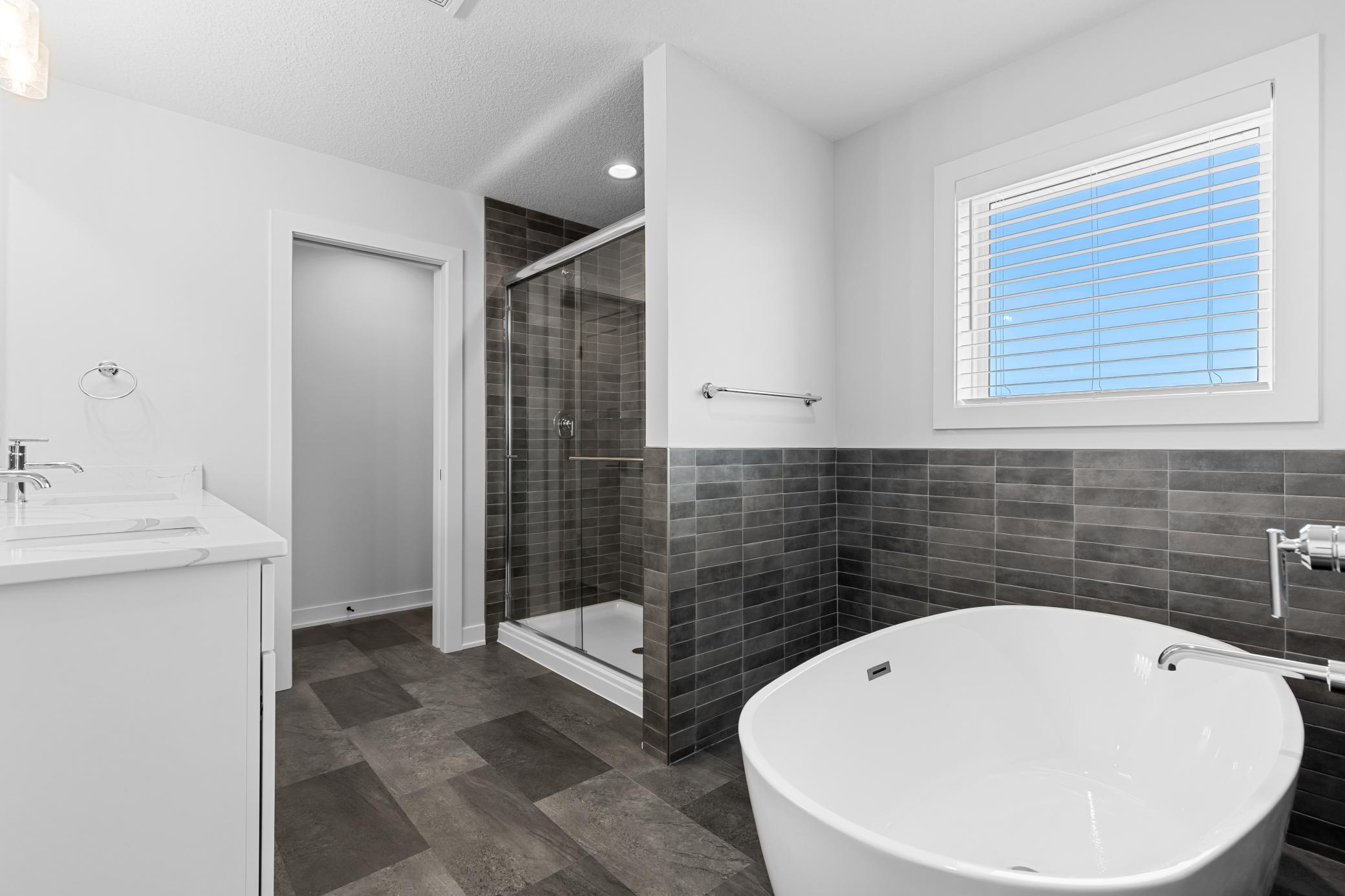 Orono, Minnesota, 55356, United States, 3 Bedrooms Bedrooms, ,4 BathroomsBathrooms,Residential,For Sale,1918632