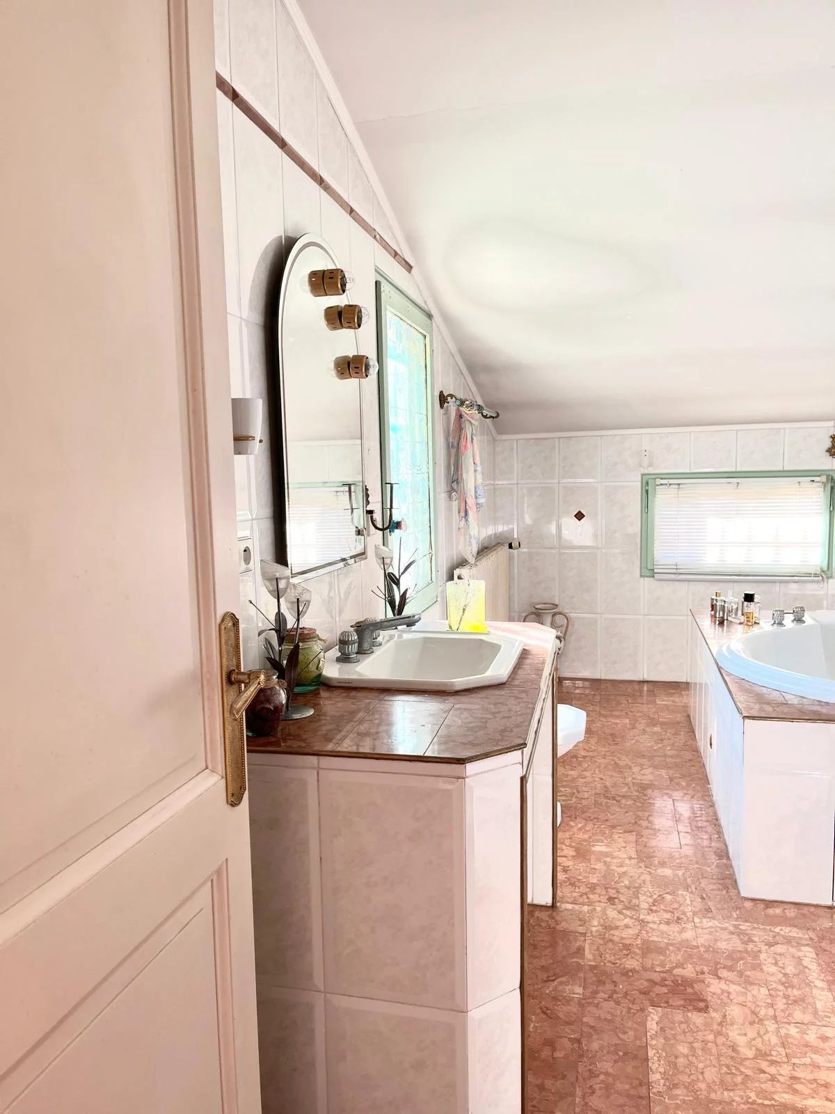 Saint-Paul-de-Vence, Provence-Alpes-Côte d’Azur, 06570, FR, 3 Bedrooms Bedrooms, ,Residential,For Sale,1807534