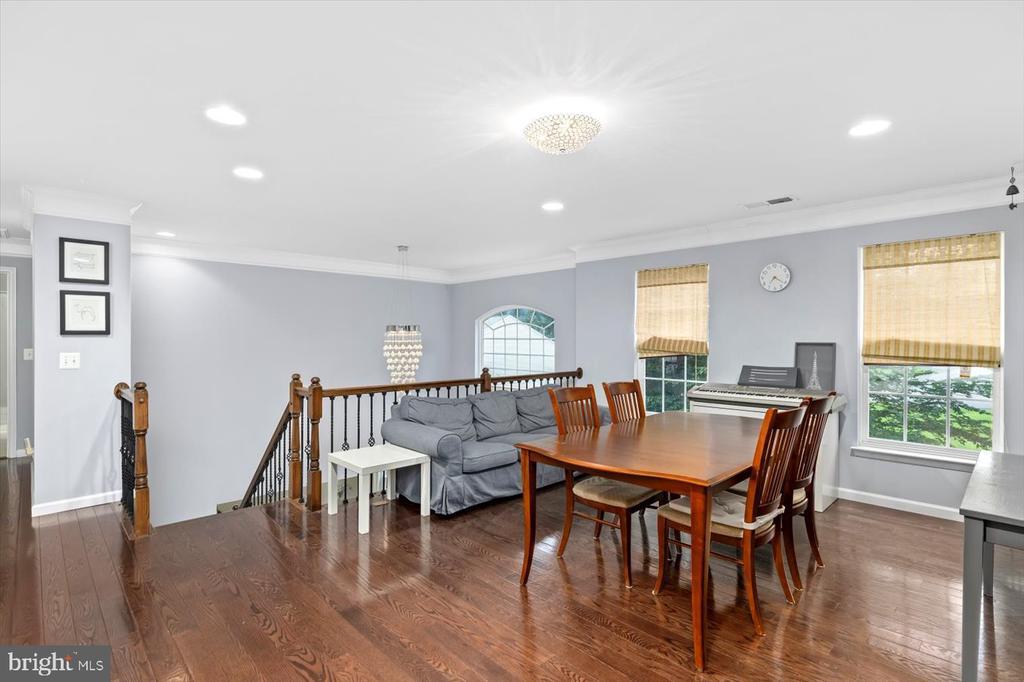 Spotsylvania, Virginia, 22553, United States, 4 Bedrooms Bedrooms, ,5 BathroomsBathrooms,Residential,For Sale,1895881