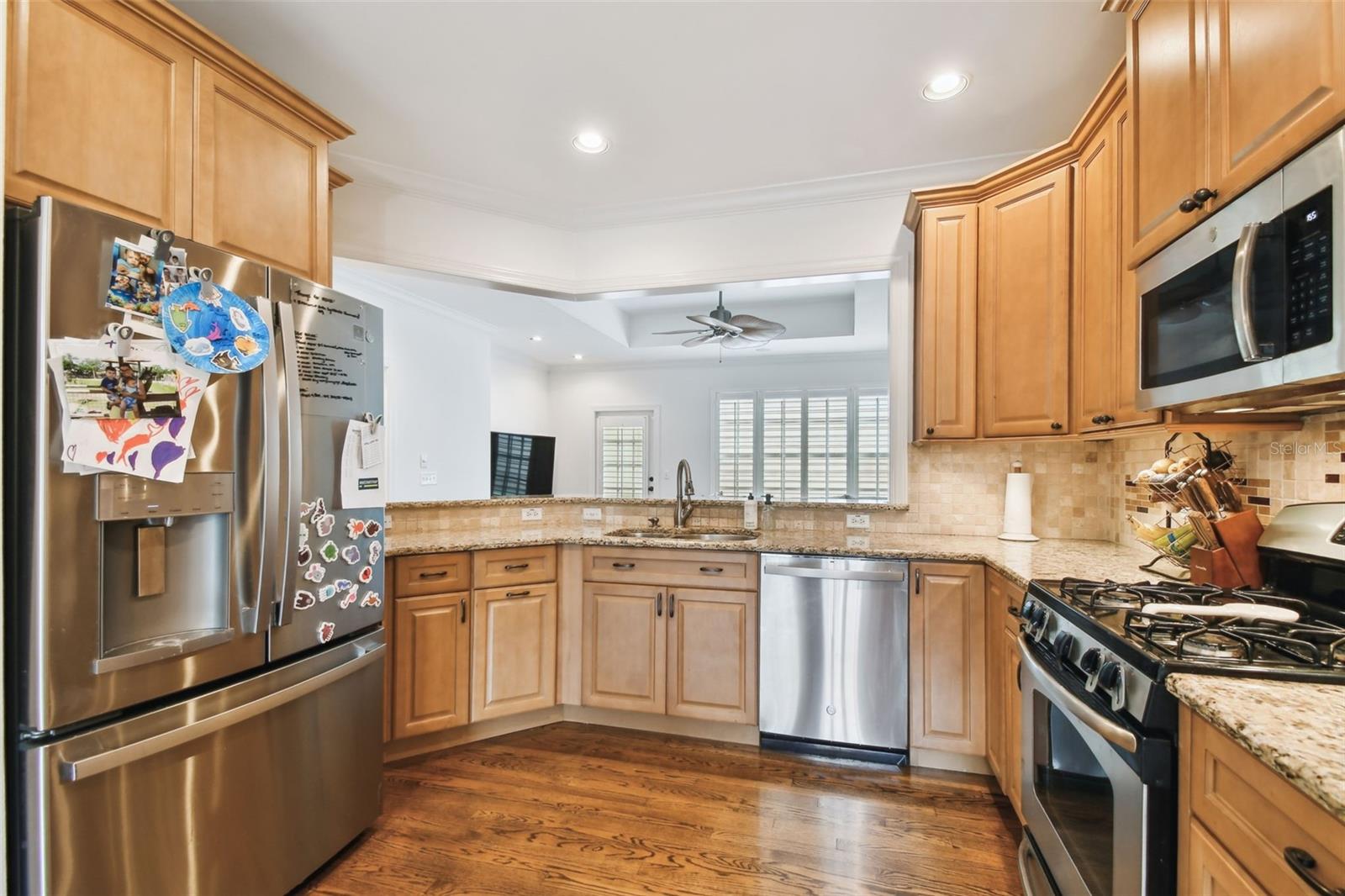 Tampa, Florida, 33602, United States, 4 Bedrooms Bedrooms, ,4 BathroomsBathrooms,Residential,For Sale,1976189