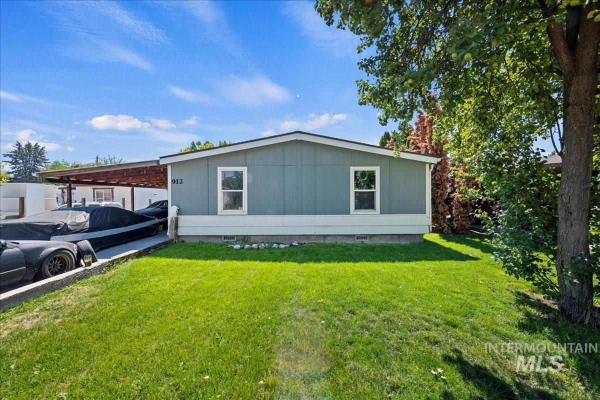 Nampa, Idaho, 83687, United States, 9 Bedrooms Bedrooms, ,6 BathroomsBathrooms,Residential,For Sale,1942286
