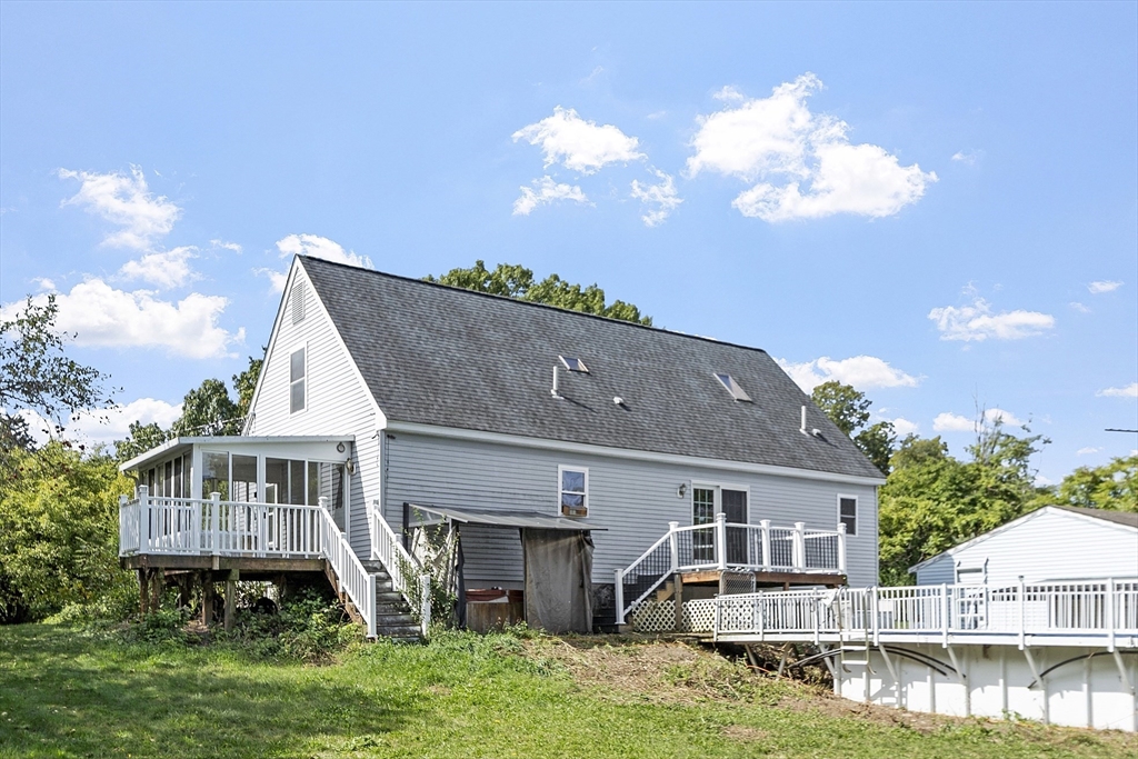 Pepperell, Massachusetts, 01463, United States, 3 Bedrooms Bedrooms, ,2 BathroomsBathrooms,Residential,For Sale,1942837