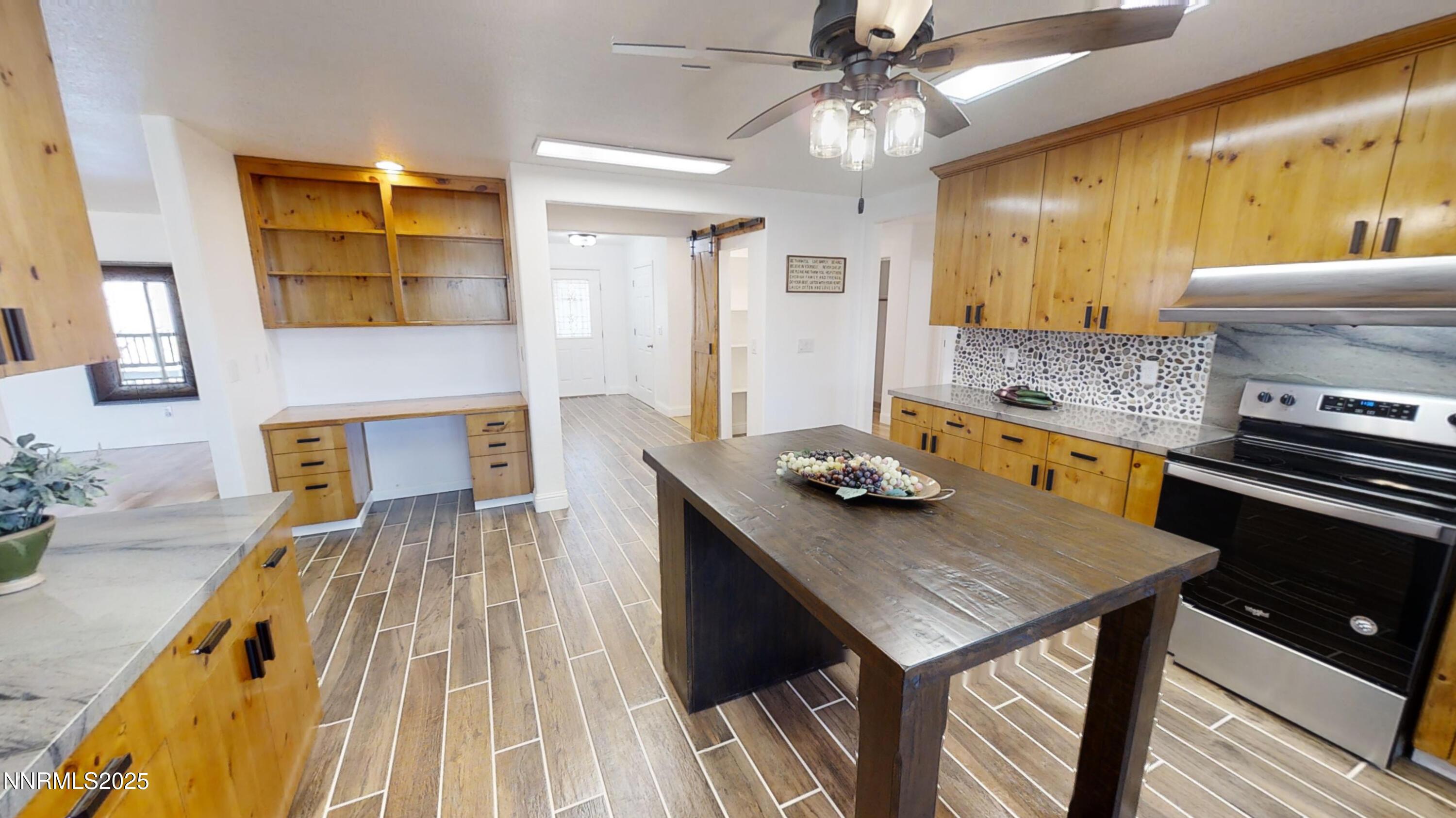 Sparks, Nevada, 89434, United States, 4 Bedrooms Bedrooms, ,4 BathroomsBathrooms,Residential,For Sale,1925240