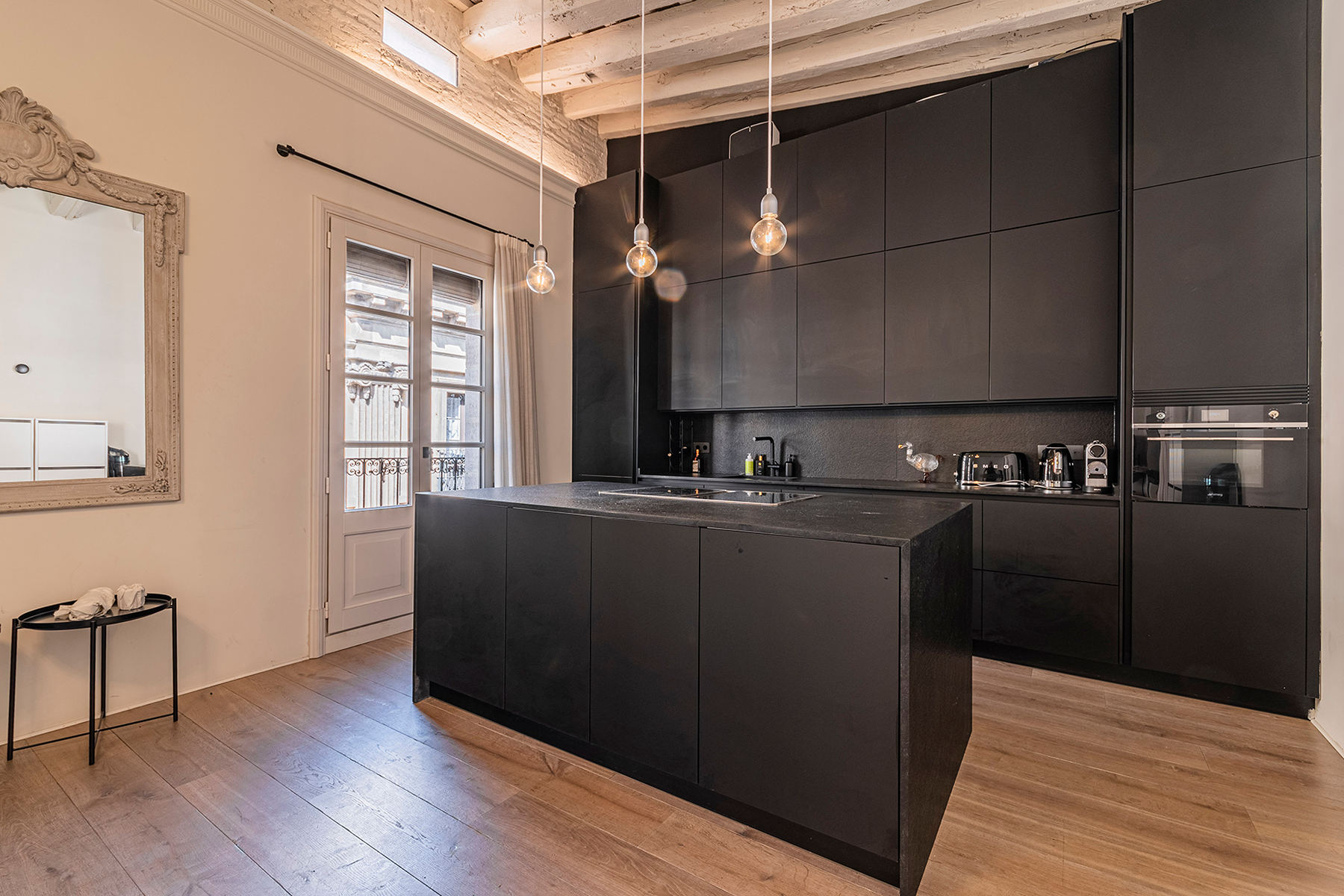  Design property in El Born by the sea - 物件實景