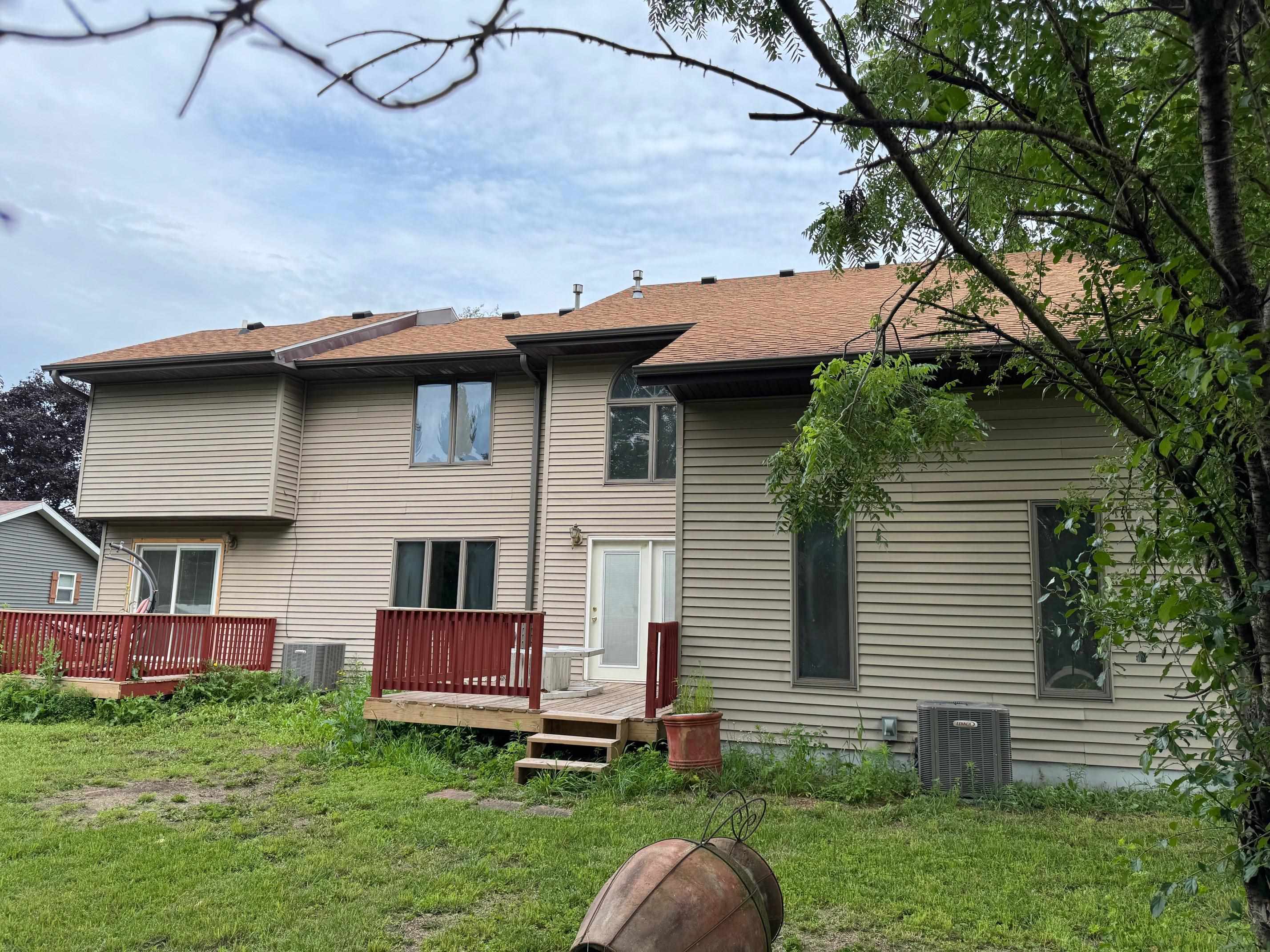 Janesville, Wisconsin, 53546, United States, 6 Bedrooms Bedrooms, ,5 BathroomsBathrooms,Residential,For Sale,1900550