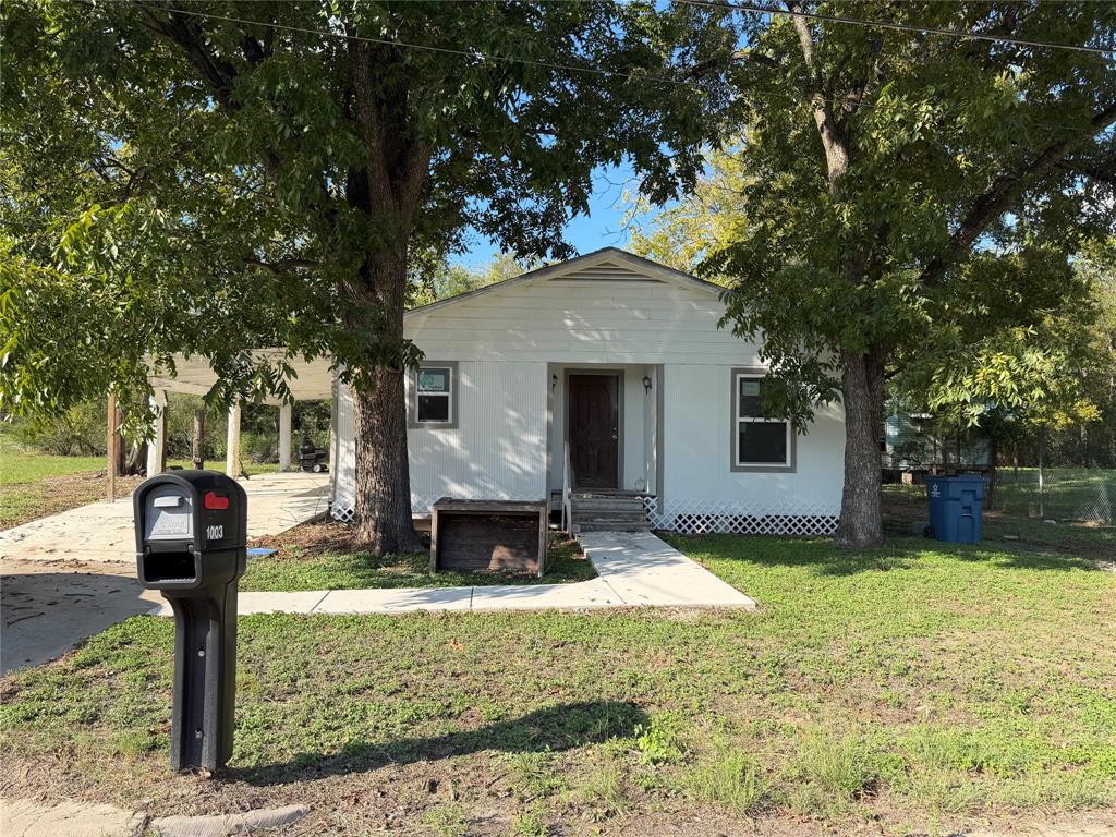 Main St, Mexia, TX 76667