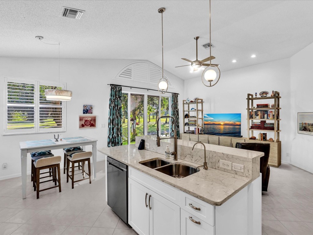 Pompano Beach, Florida, 33069, United States, 3 Bedrooms Bedrooms, ,2 BathroomsBathrooms,Residential,For Sale,2008555