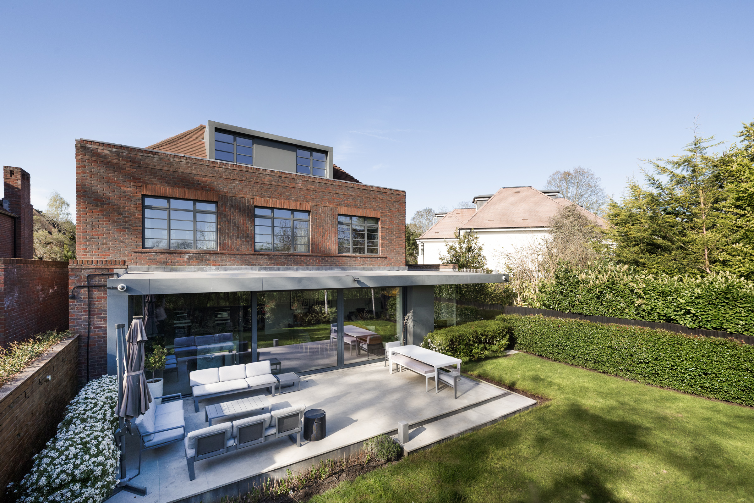  An Exceptional Modern Detached House in a Prime West Wimbledon Location - 物件實景