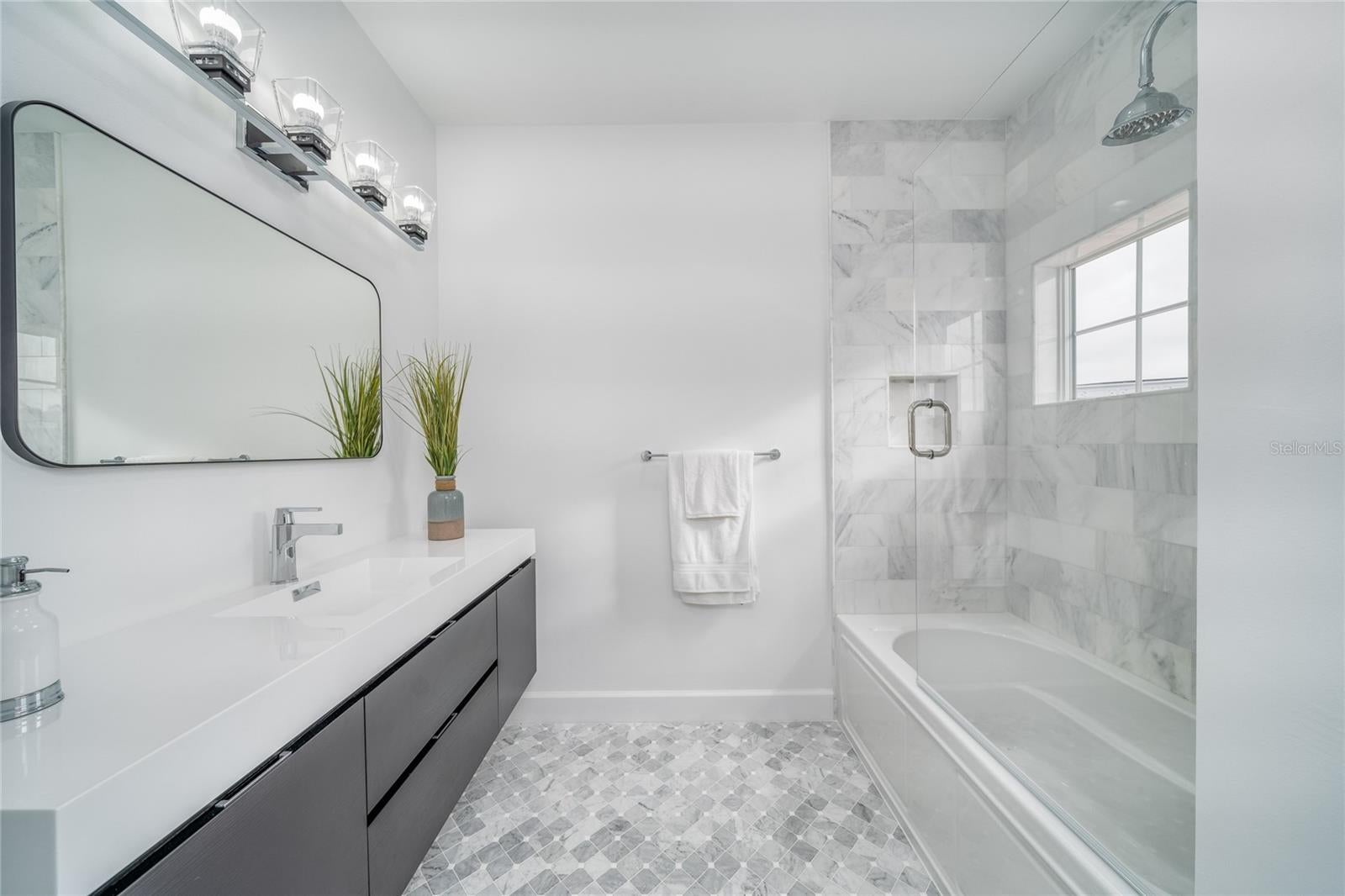 CELEBRATION, Florida, 34747, United States, 5 Bedrooms Bedrooms, ,6 BathroomsBathrooms,Residential,For Sale,1798269