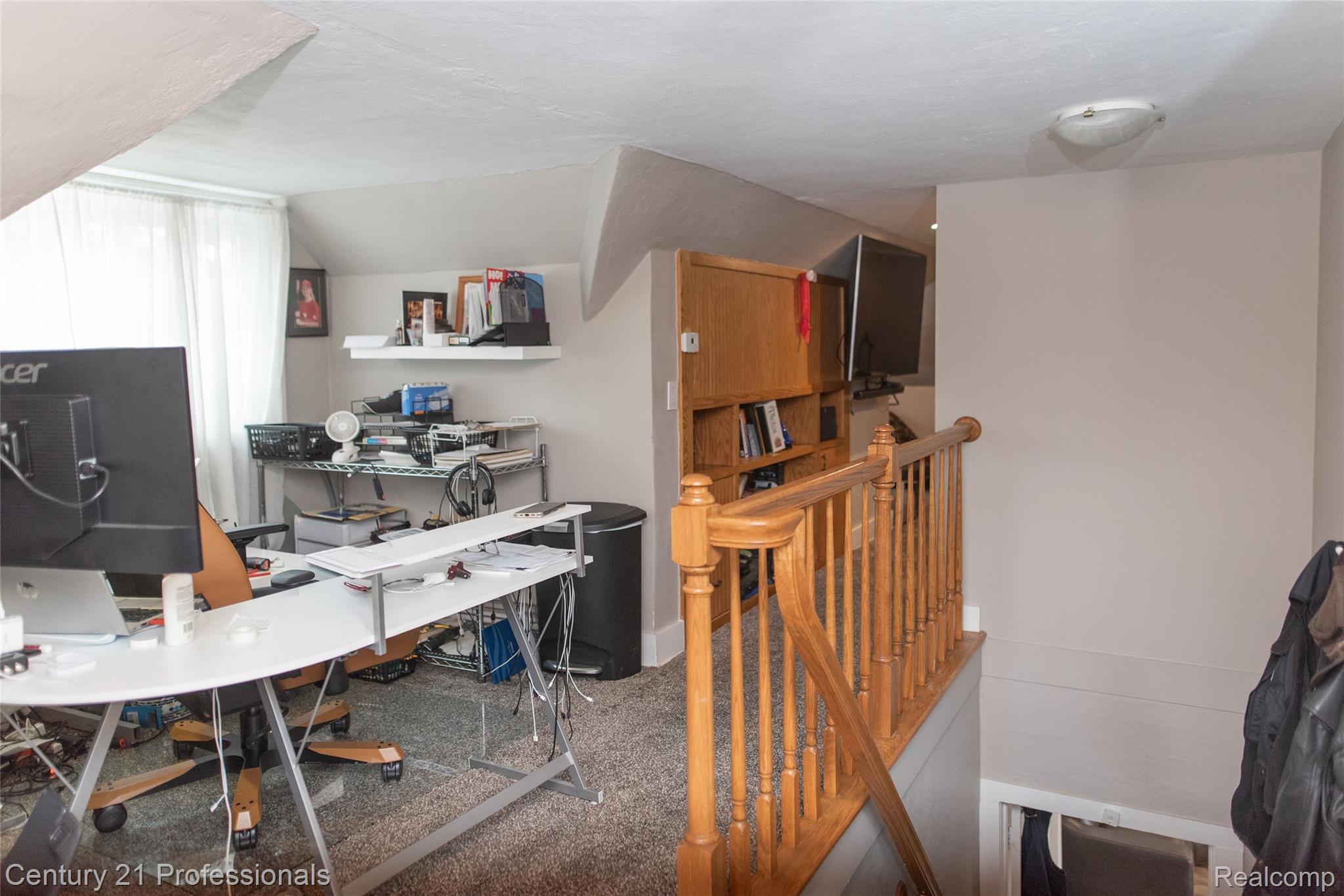 LakeOrion, Michigan, 48362, United States, 2 Bedrooms Bedrooms, ,2 BathroomsBathrooms,Residential,For Sale,2005398