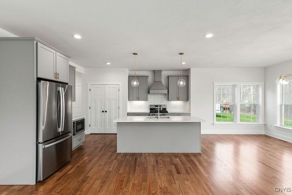 Baldwinsville, New York, 13027, United States, 3 Bedrooms Bedrooms, ,3 BathroomsBathrooms,Residential,For Sale,1796906