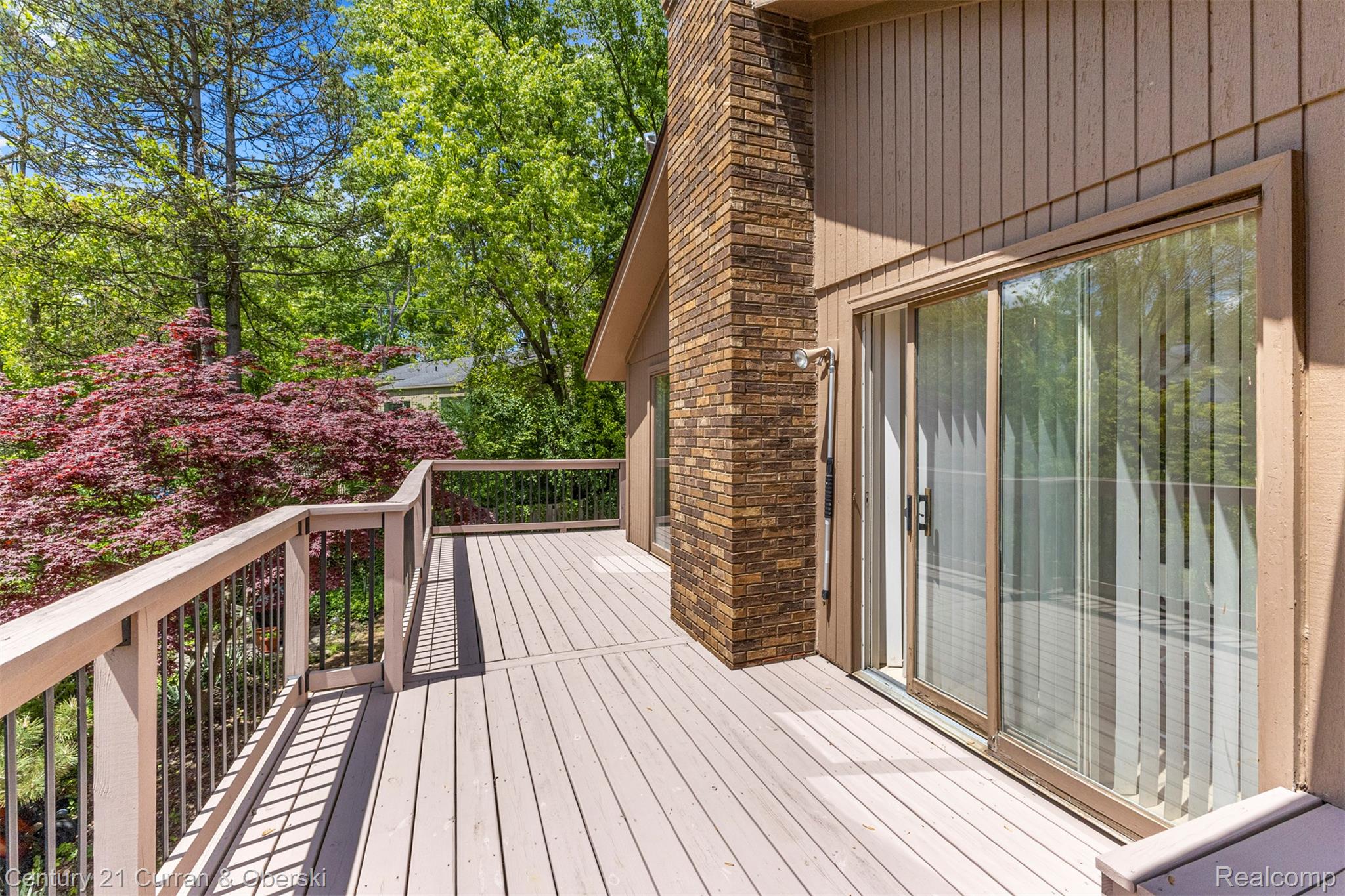 West Bloomfield Charter Township, Michigan, 48323, United States, 4 Bedrooms Bedrooms, ,4 BathroomsBathrooms,Residential,For Sale,1942642
