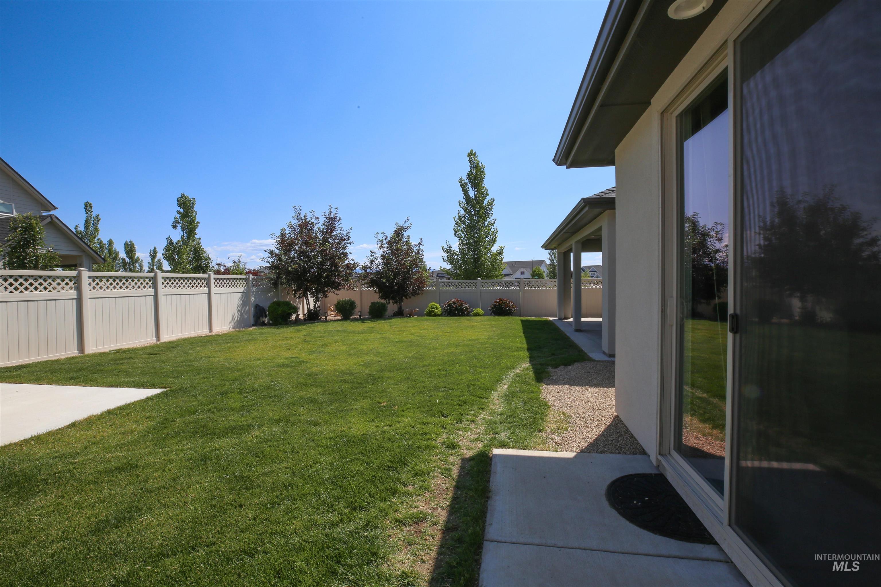 Meridian, Idaho, 83646, United States, 3 Bedrooms Bedrooms, ,2 BathroomsBathrooms,Residential,For Sale,1960582