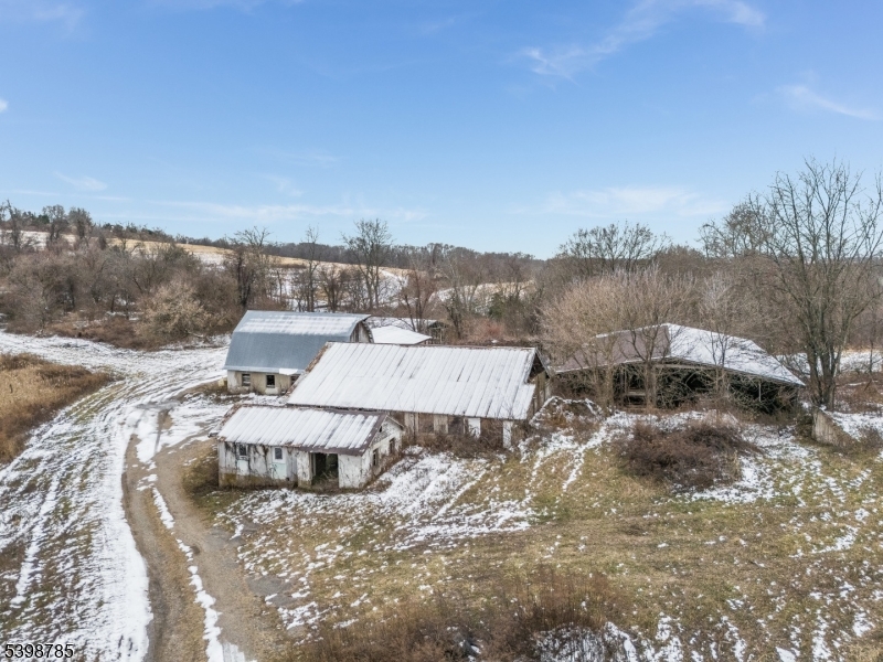 Columbia, New Jersey, 07832, United States, 3 Bedrooms Bedrooms, ,1 BathroomBathrooms,Residential,For Sale,2006110