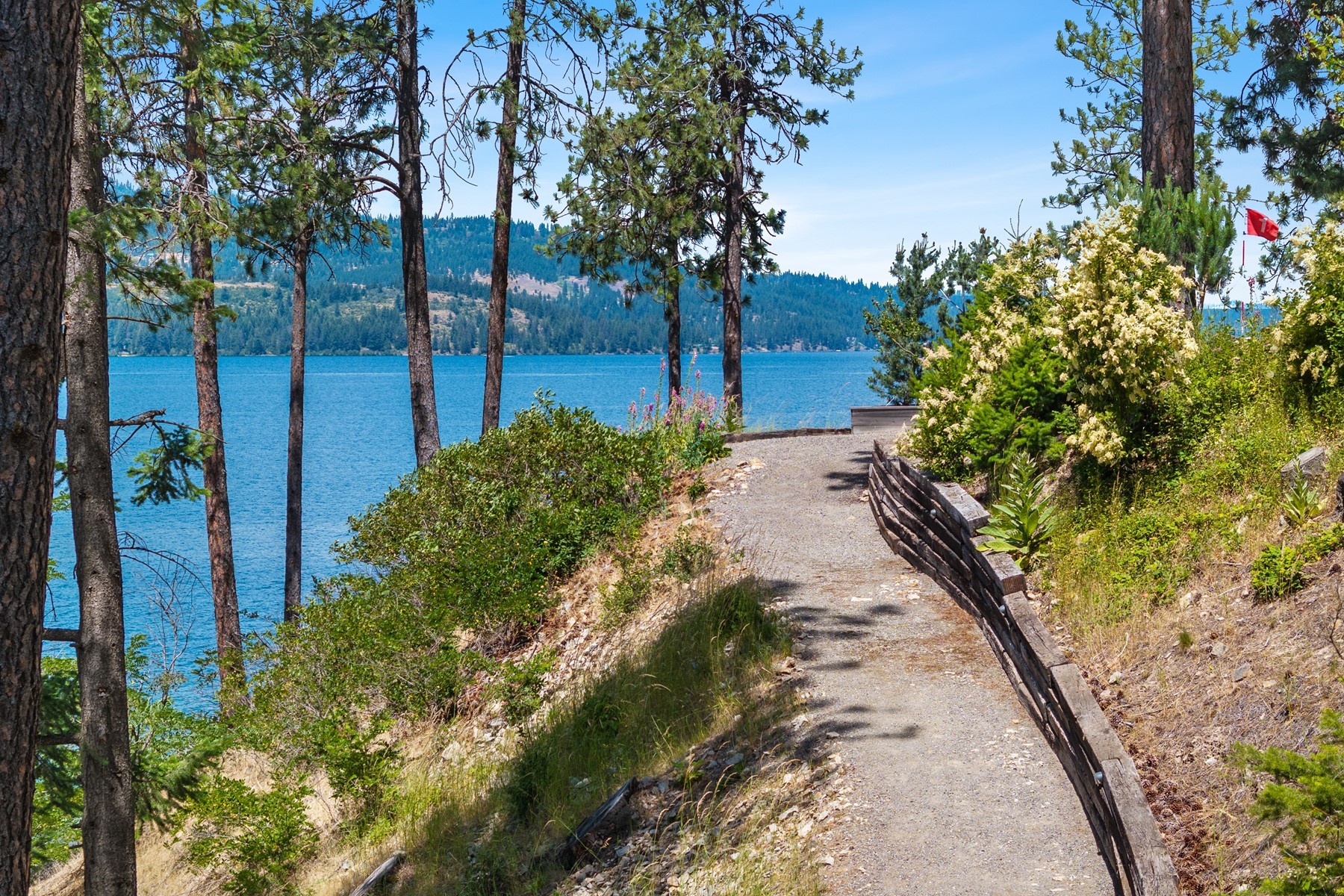  Captivating Upscale Log Lakefront Retreat - 物件實景