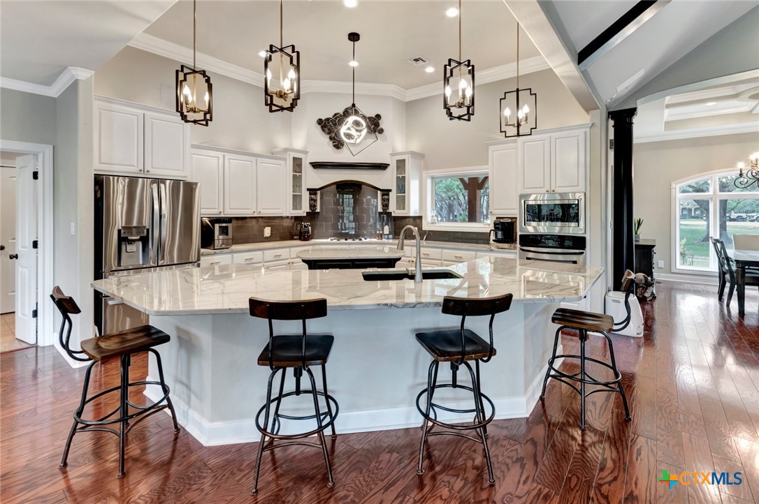 Inez, Texas, 77968, United States, 3 Bedrooms Bedrooms, ,3 BathroomsBathrooms,Residential,For Sale,1760733