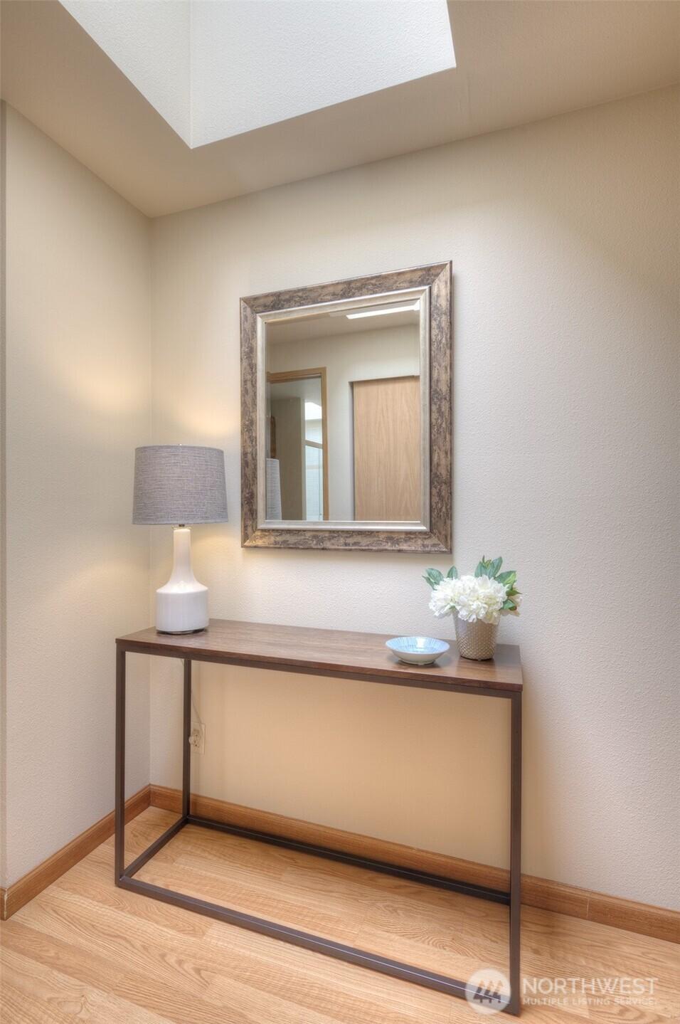 SEATTLE, Washington, 98103, United States, 2 Bedrooms Bedrooms, ,2 BathroomsBathrooms,Residential,For Sale,1794014