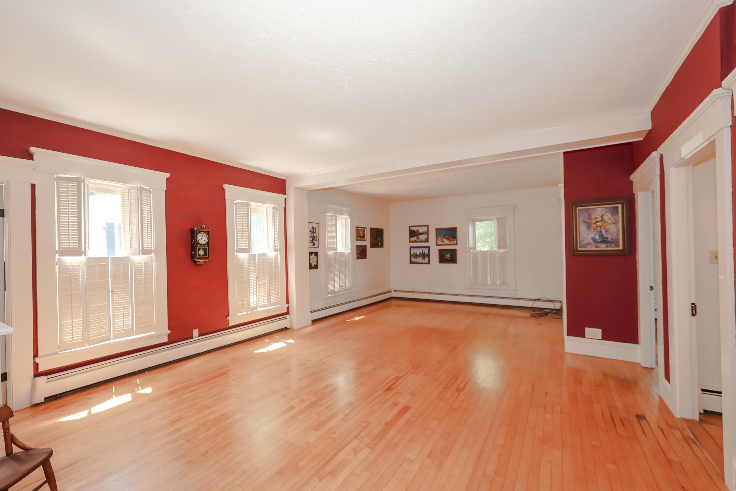 Goffstown, New Hampshire, 03045, United States, 4 Bedrooms Bedrooms, ,4 BathroomsBathrooms,Residential,For Sale,1901331