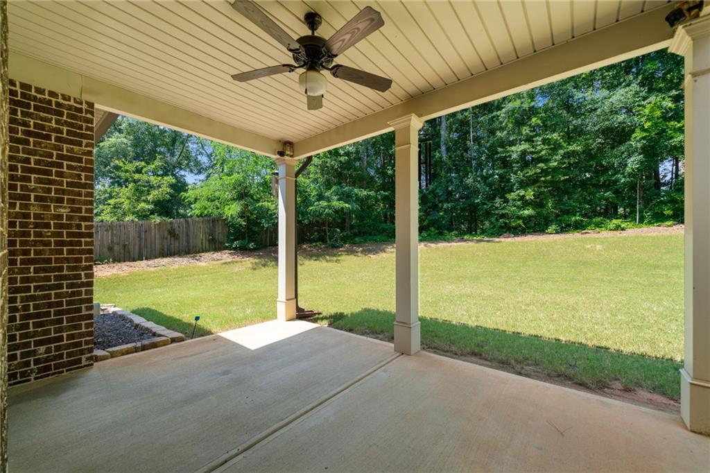 Loganville, Georgia, 30052, United States, 4 Bedrooms Bedrooms, ,3 BathroomsBathrooms,Residential,For Sale,1979401