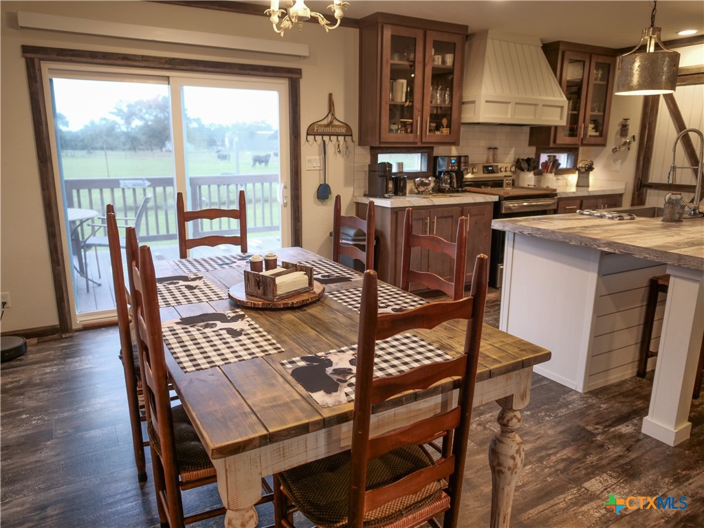 6072 County Road 122, Hallettsville, Texas, 77964, United States, 4 Bedrooms Bedrooms, ,2 BathroomsBathrooms,Residential,For Sale,6072 County Road 122,1589368