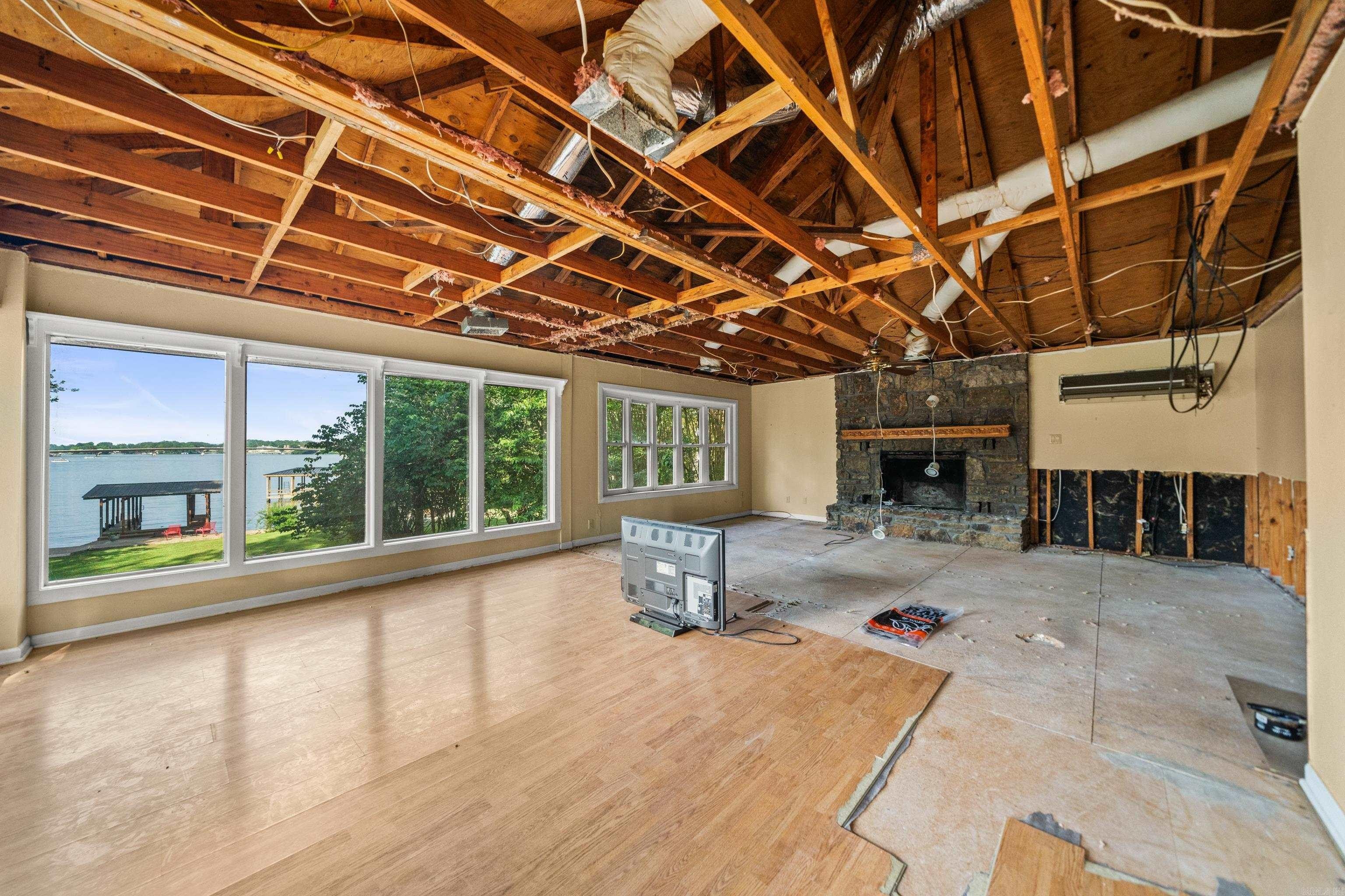 Hot Springs, Arkansas, 71913, United States, 8 Bedrooms Bedrooms, ,6 BathroomsBathrooms,Residential,For Sale,1826184
