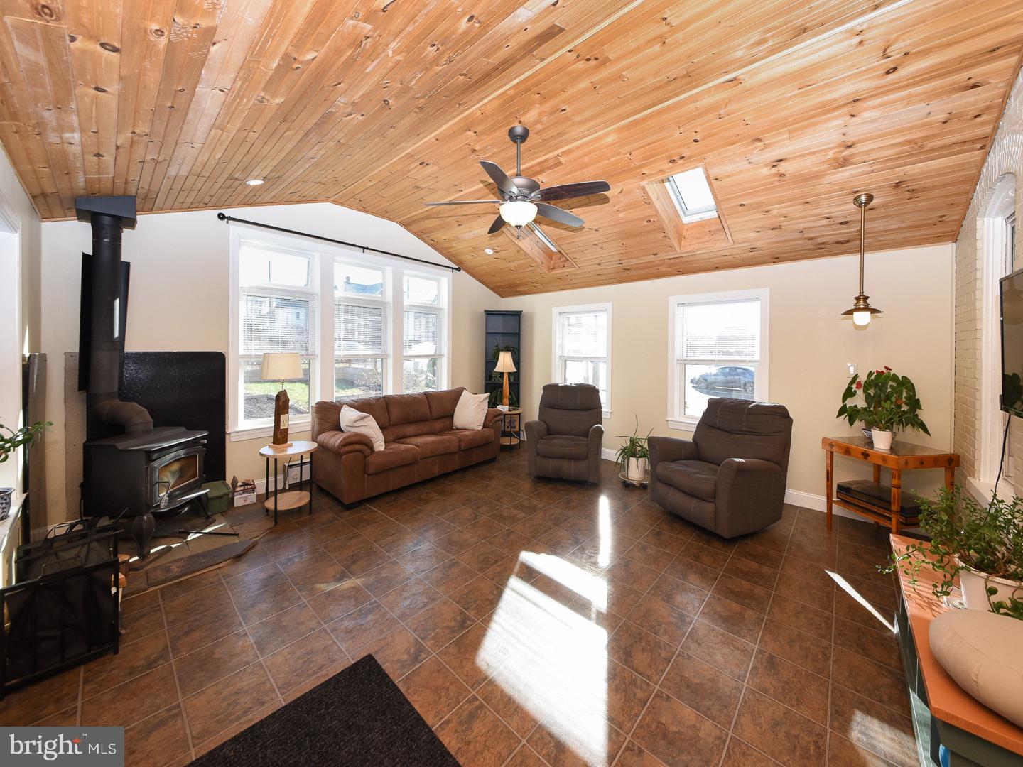 Souderton, Pennsylvania, 18964, United States, ,Residential,For Sale,2001993