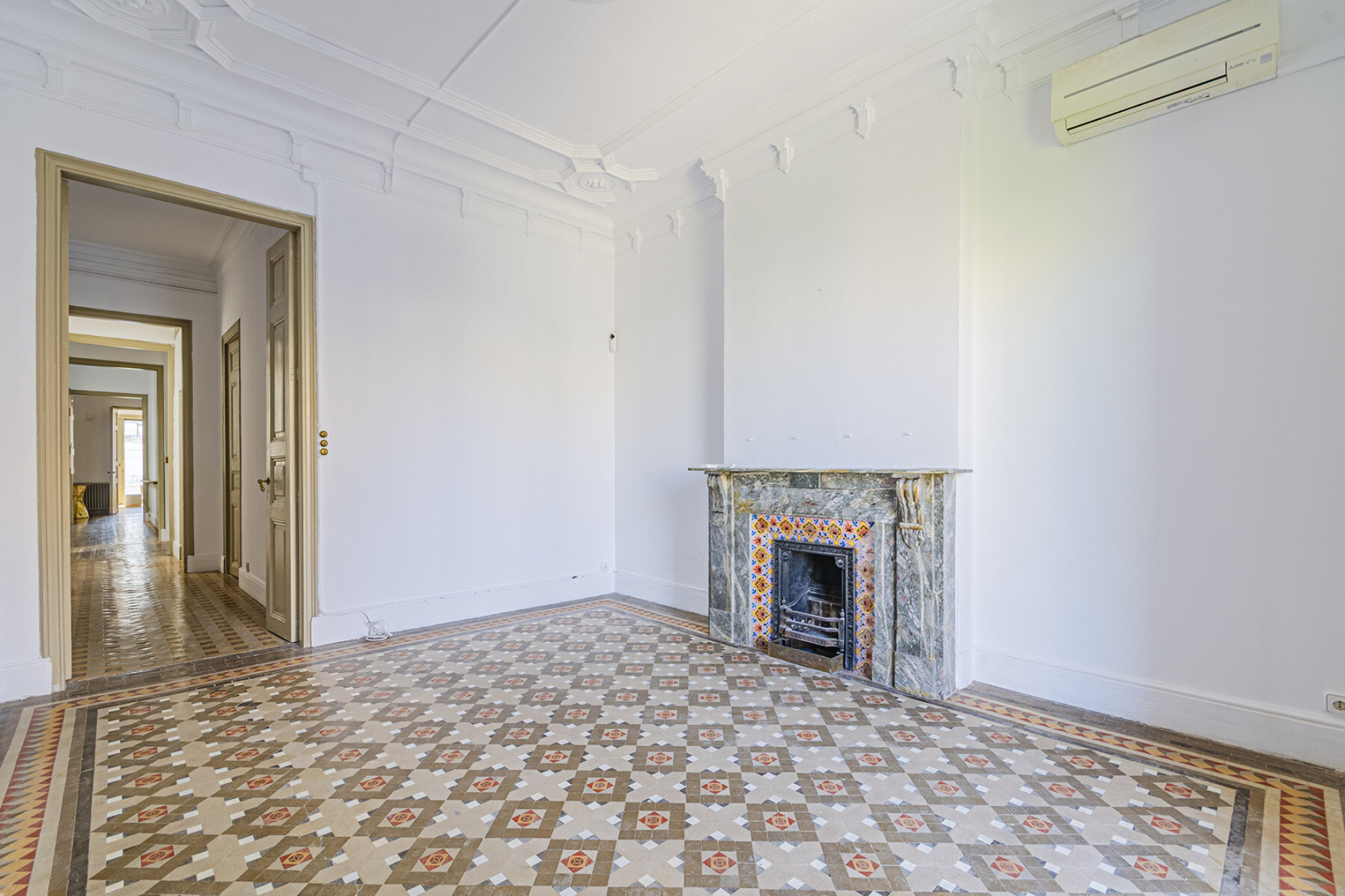  High floor with historical elements in Paseo de Gracia - 物件實景