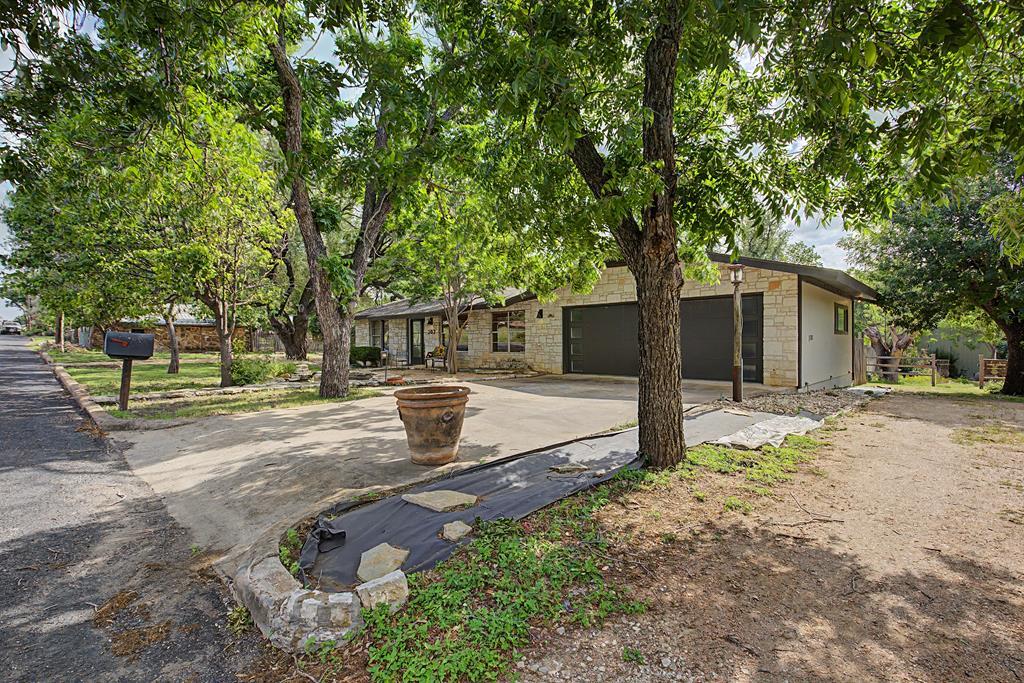 Fredericksburg, Texas, 78624, United States, 3 Bedrooms Bedrooms, ,2 BathroomsBathrooms,Residential,For Sale,2049407