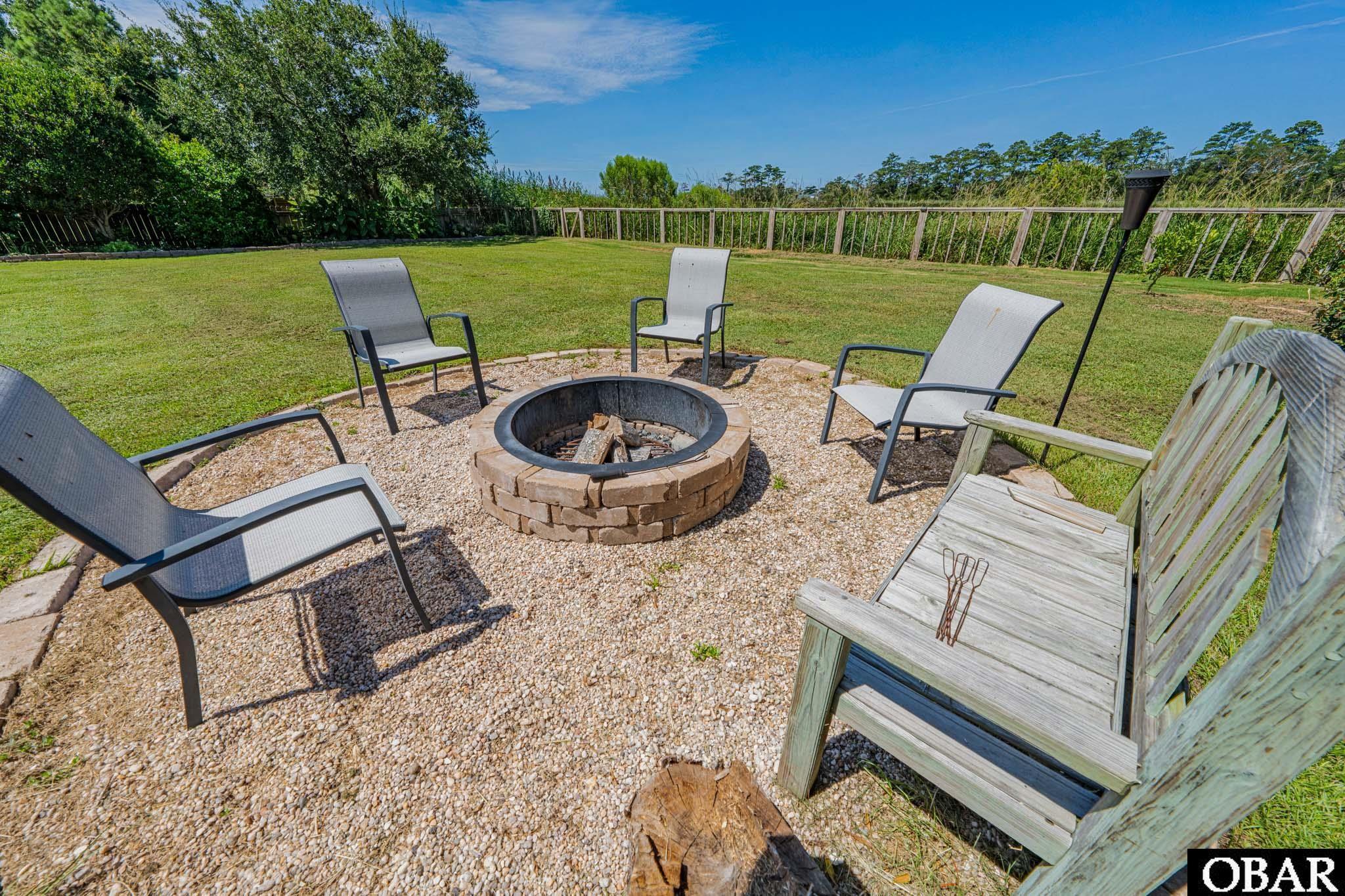 Kitty Hawk, North Carolina, 27949, United States, 3 Bedrooms Bedrooms, ,2 BathroomsBathrooms,Residential,For Sale,1907777