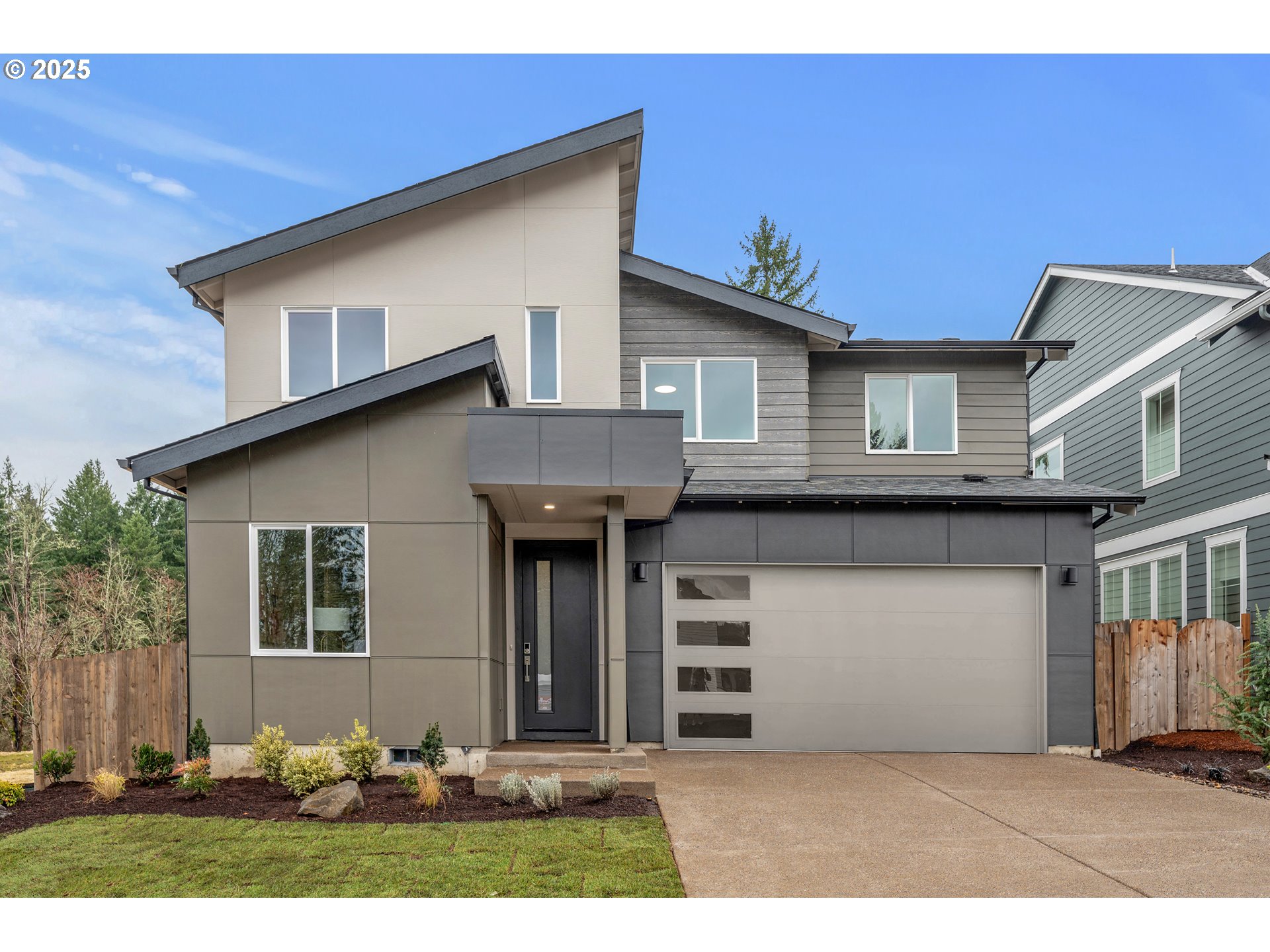 Sherwood, Oregon, 97140, United States, 4 Bedrooms Bedrooms, ,3 BathroomsBathrooms,Residential,For Sale,1794197