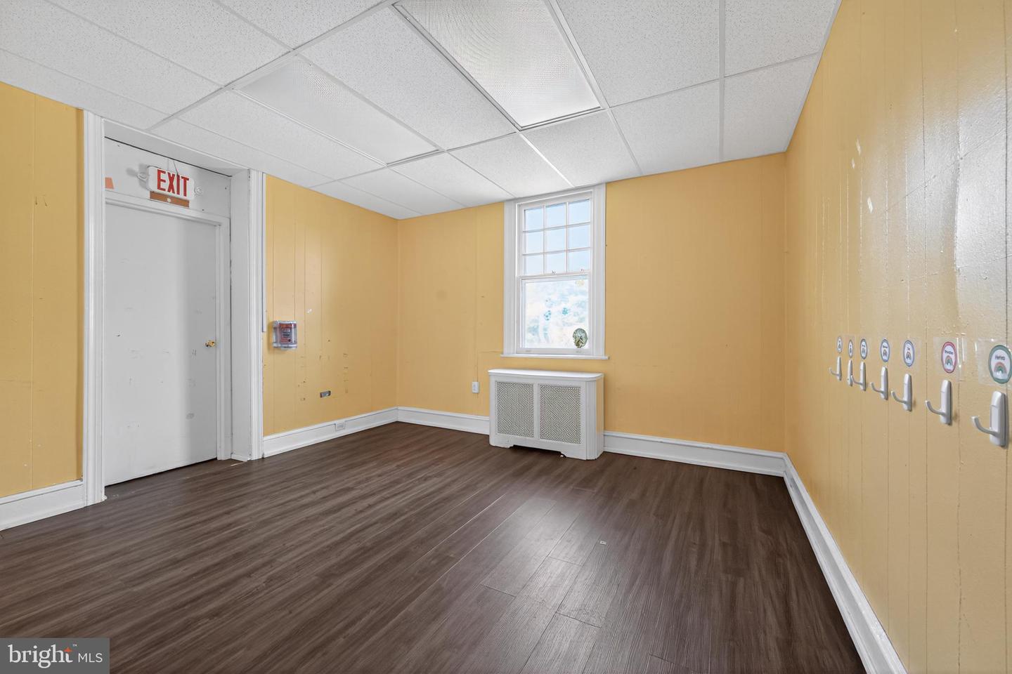 Havertown, Pennsylvania, 19083, United States, 6 Bedrooms Bedrooms, ,2 BathroomsBathrooms,Residential,For Sale,1960669