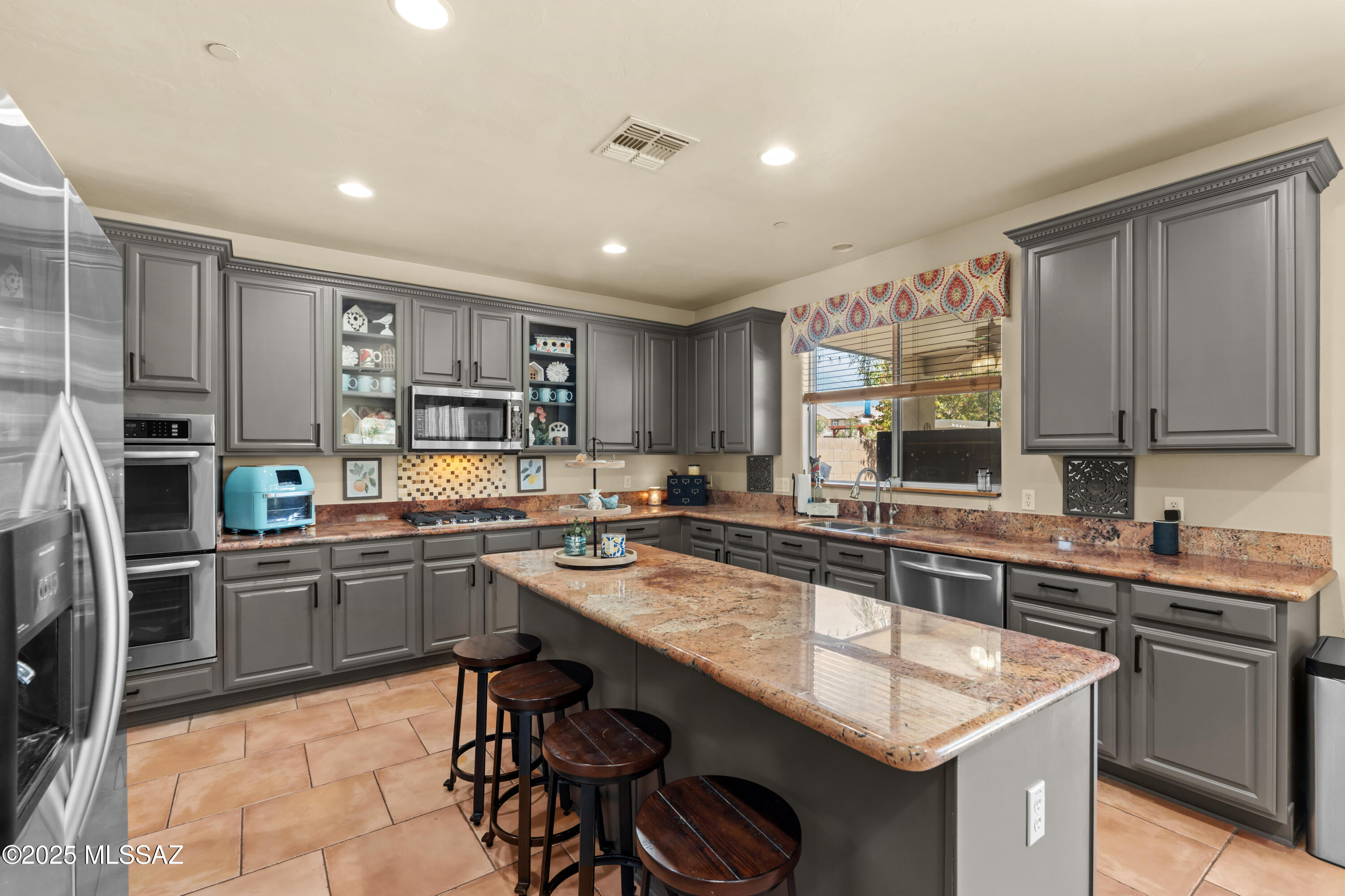 Sahuarita, Arizona, 85629, United States, 4 Bedrooms Bedrooms, ,3 BathroomsBathrooms,Residential,For Sale,1827979