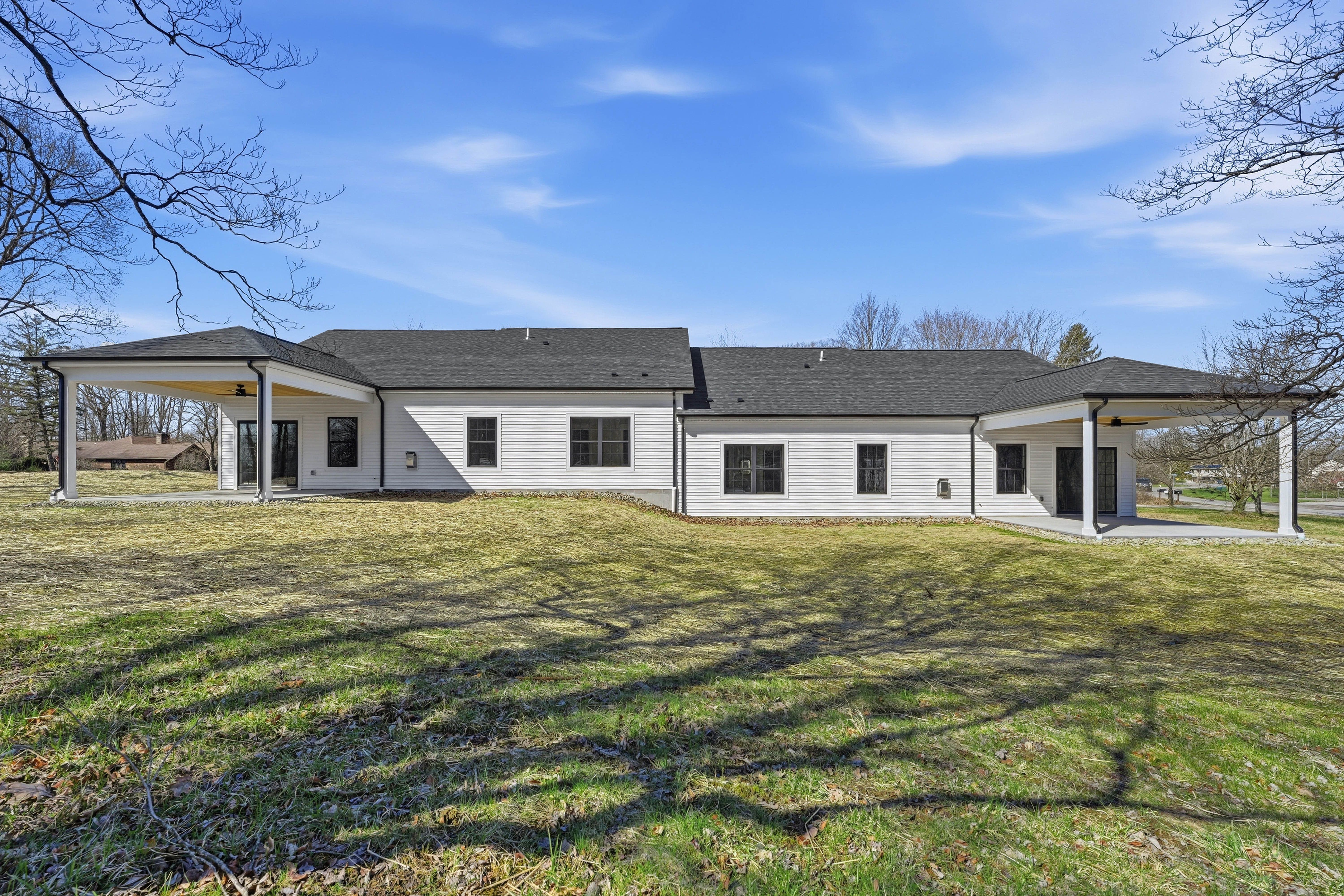  100-102 Huselton Drive - 物件實景