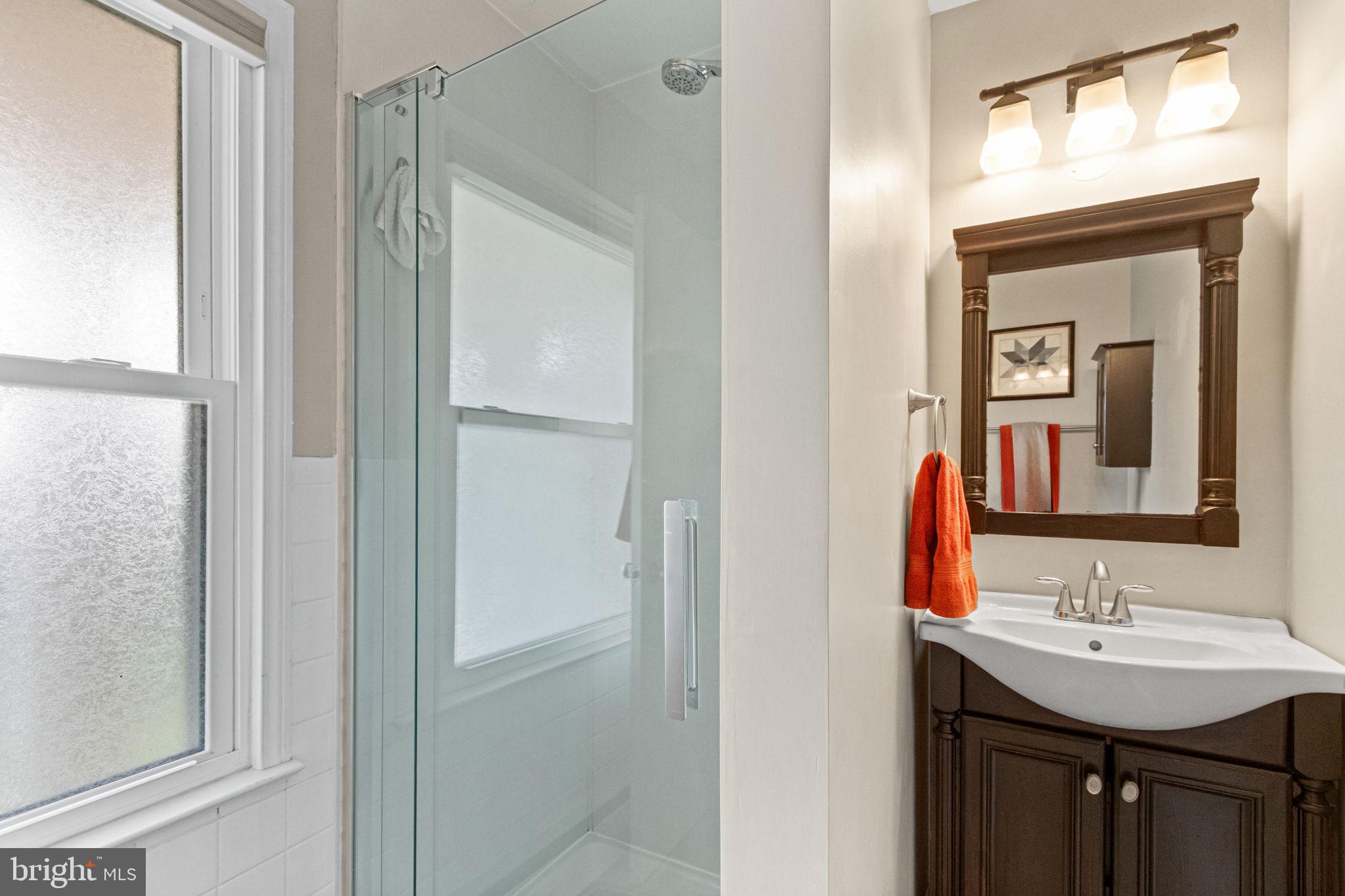 Lorton, Virginia, 22079, United States, 4 Bedrooms Bedrooms, ,3 BathroomsBathrooms,Residential,For Sale,1974671