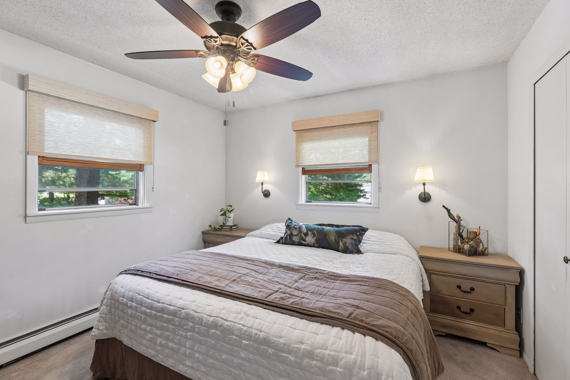  9883 Brookview Road, Woodbury, MN, 55125 - 物件實景