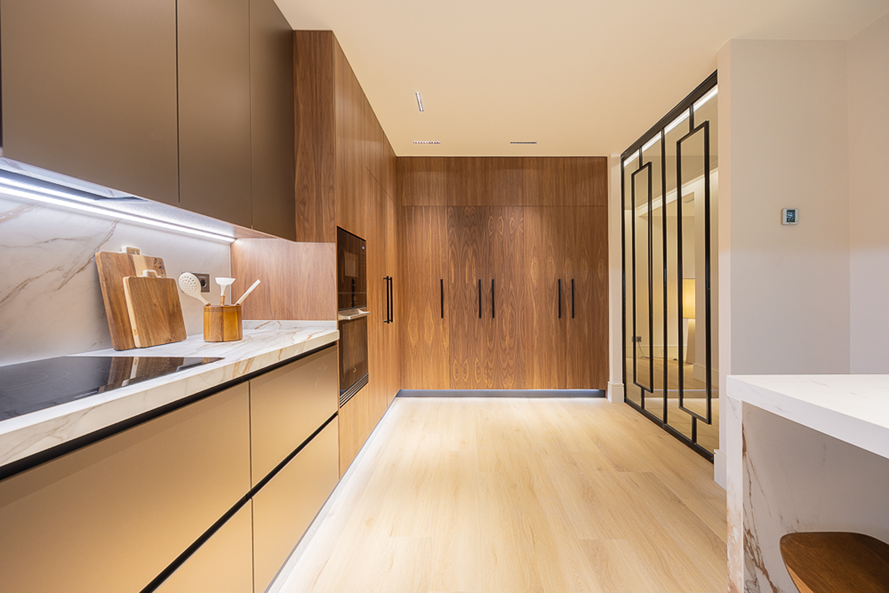  Fantastic 4-bedroom home with a private patio, in the Salamanca neighborhood. - 物件實景