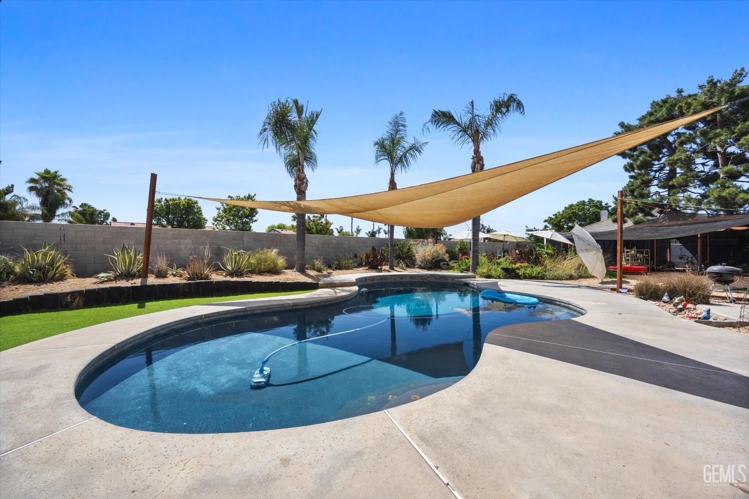 Bakersfield, California, 93312, United States, 4 Bedrooms Bedrooms, ,3 BathroomsBathrooms,Residential,For Sale,1903445