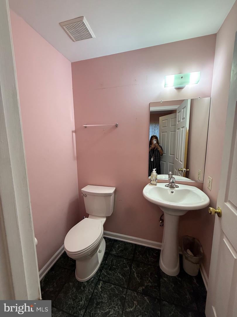 Upper Chichester, Pennsylvania, 19061, United States, 3 Bedrooms Bedrooms, ,4 BathroomsBathrooms,Residential,For Sale,1997797