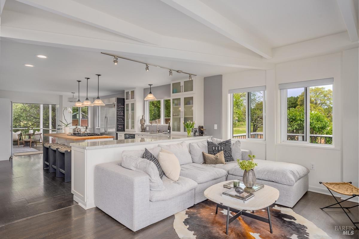 Napa, California, 94559, United States, 4 Bedrooms Bedrooms, ,3 BathroomsBathrooms,Residential,For Sale,1907736