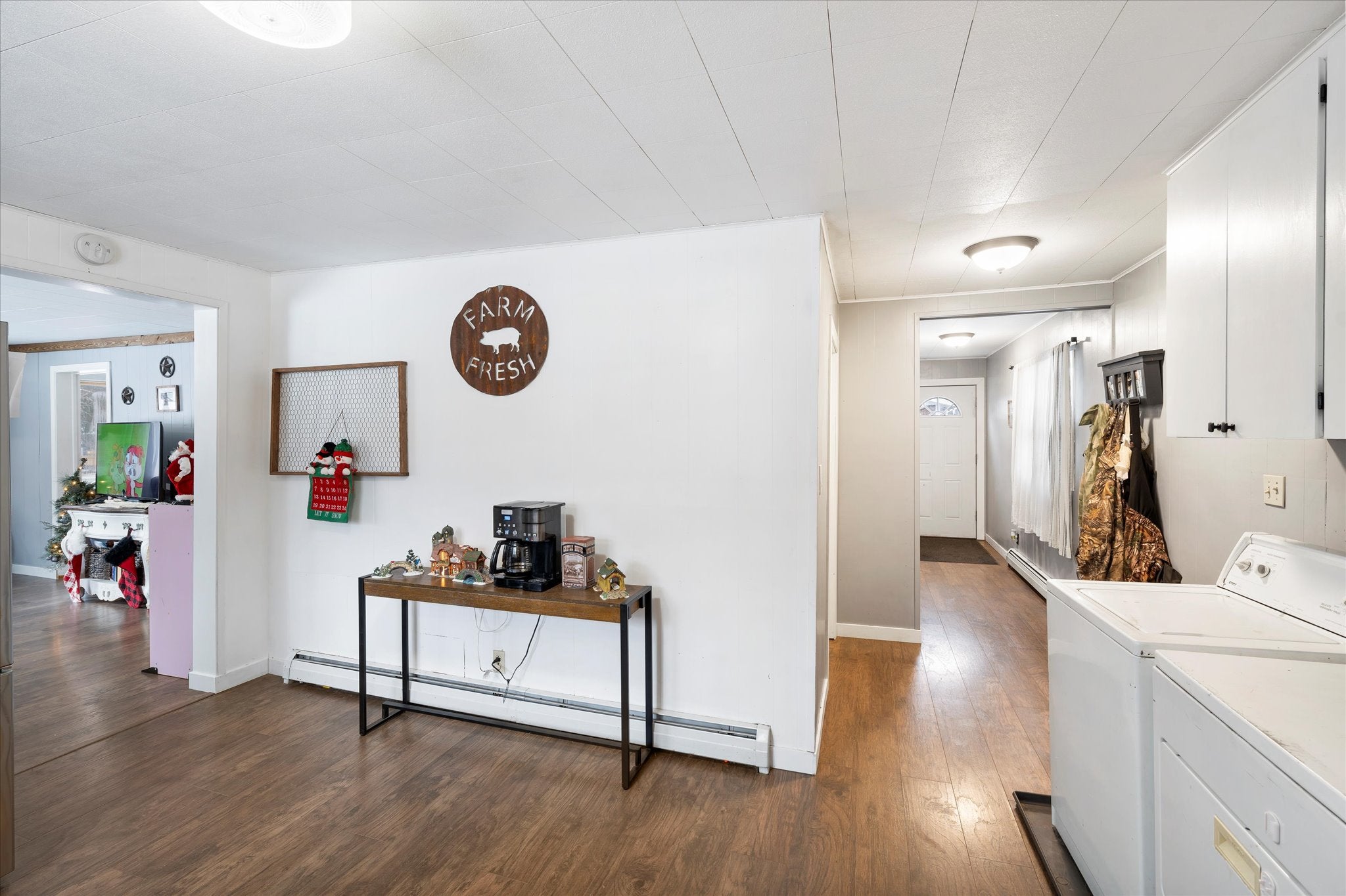 1985 Mt Highway 206, Columbia Falls, Montana, 59912, United States, 3 Bedrooms Bedrooms, ,1 BathroomBathrooms,Residential,For Sale,1985 Mt Highway 206,1672073