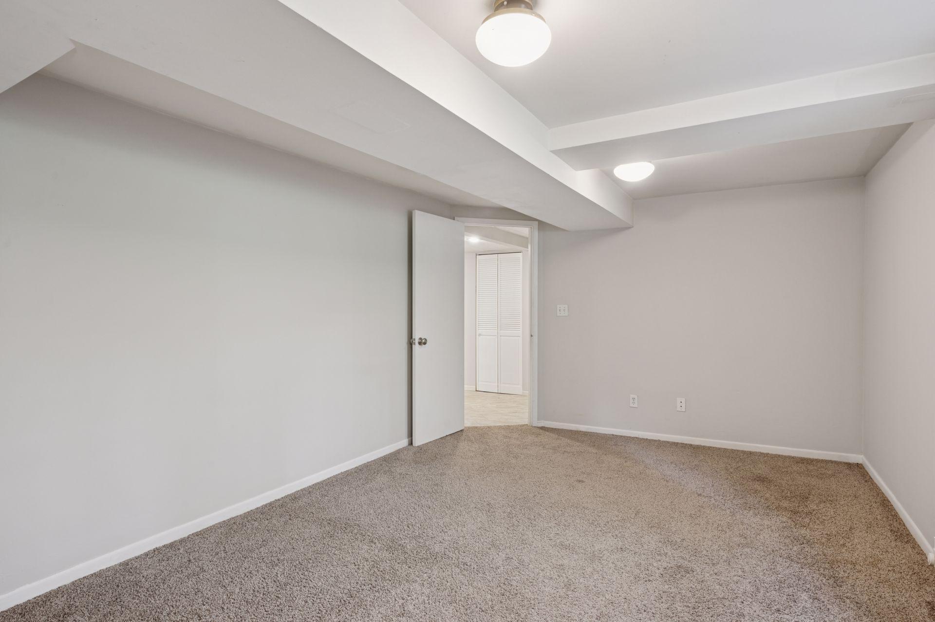 Minneapolis, Minnesota, 55408, United States, ,Residential,For Sale,1903572