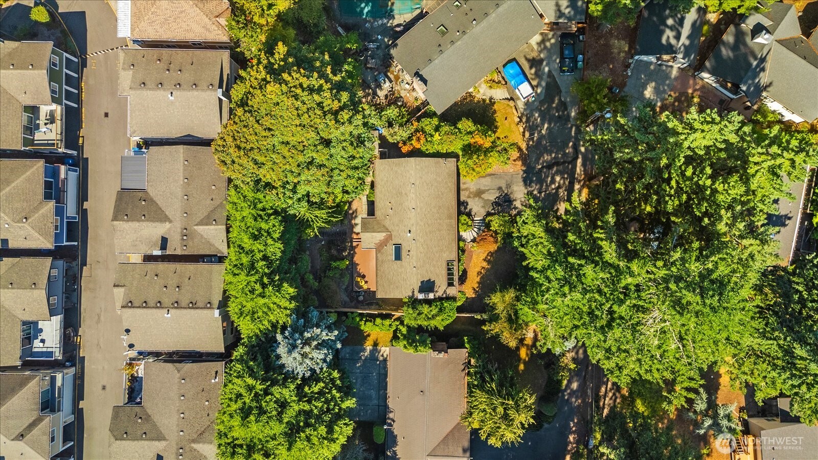 Edmonds, Washington, 98026, United States, 3 Bedrooms Bedrooms, ,1 BathroomBathrooms,Residential,For Sale,1950976